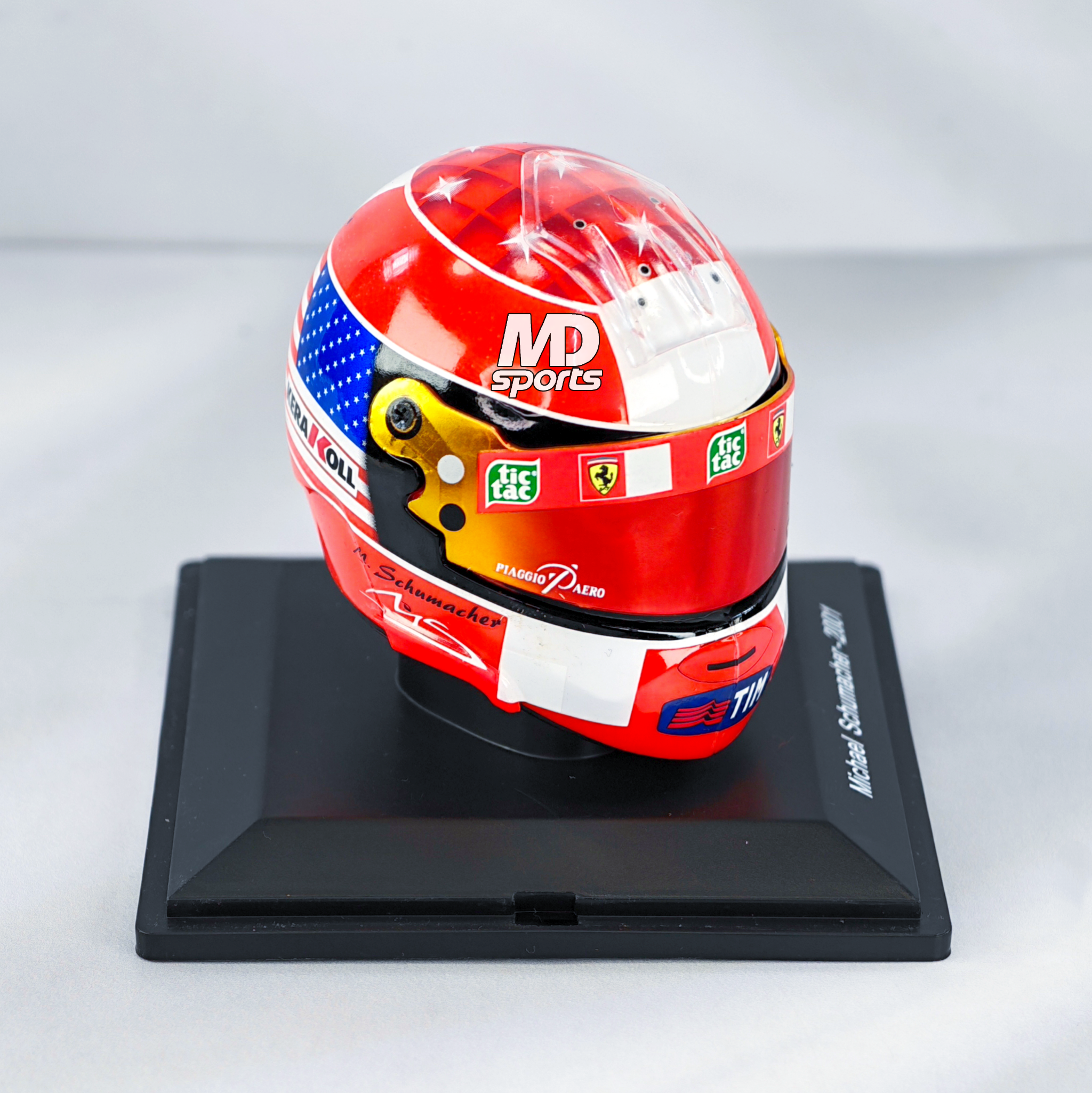 Casco Formula 1 Michael Schumacher Ferrari GP USA 2001 Spark 1:5