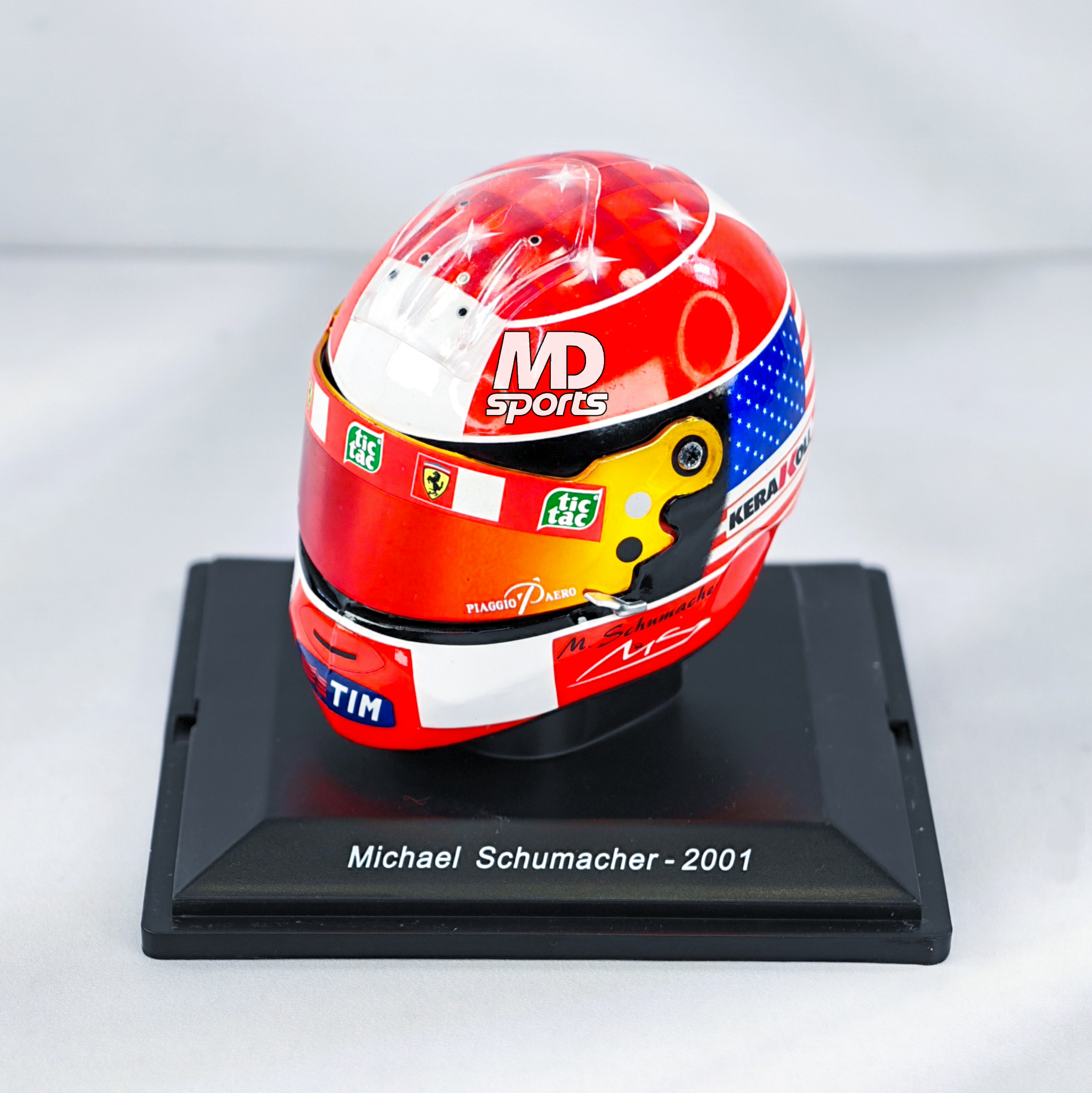 Casco Formula 1 Michael Schumacher Ferrari GP USA 2001 Spark 1:5
