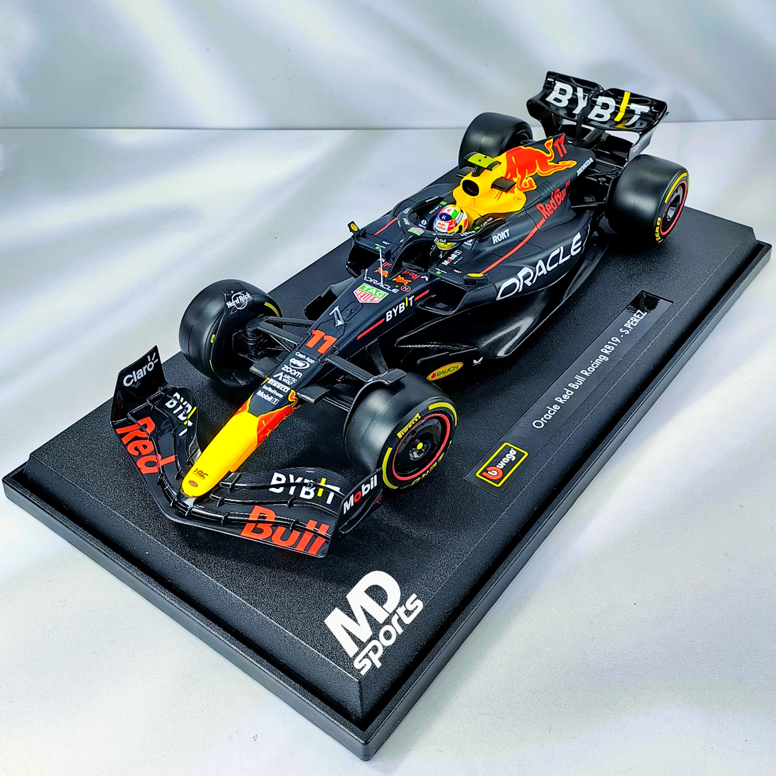 RedBull RB19 2023 #11 Checo Perez Caja Normal Burago 1:18