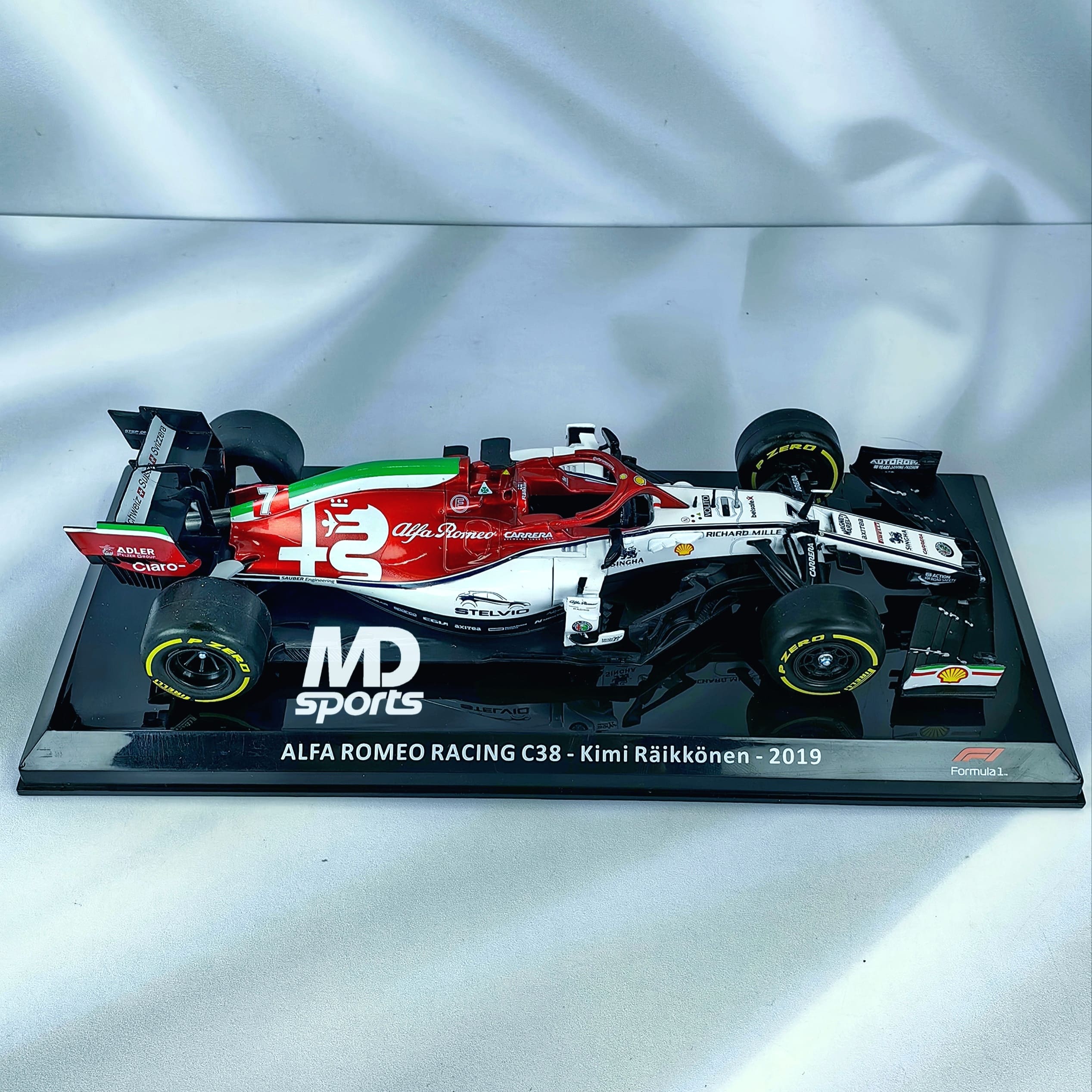 Alfa Romeo C38 2019 #7 Kimi Raikkonen Caja Normal Premium Collect 1:24 (Sin Caja)