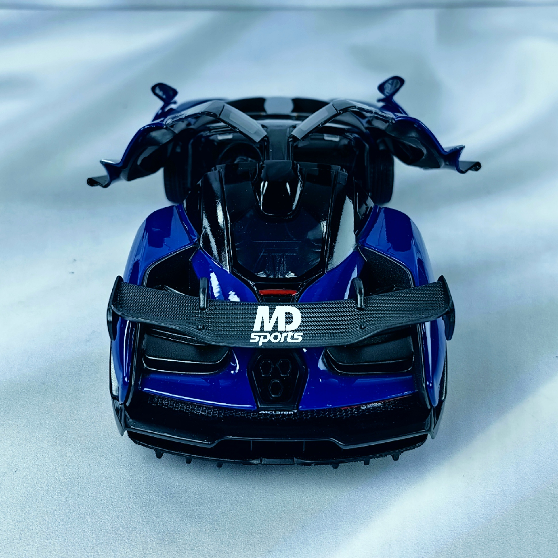Deportivo Mclaren Senna Gulf Design MotorMax 1:24 - Imagen 5