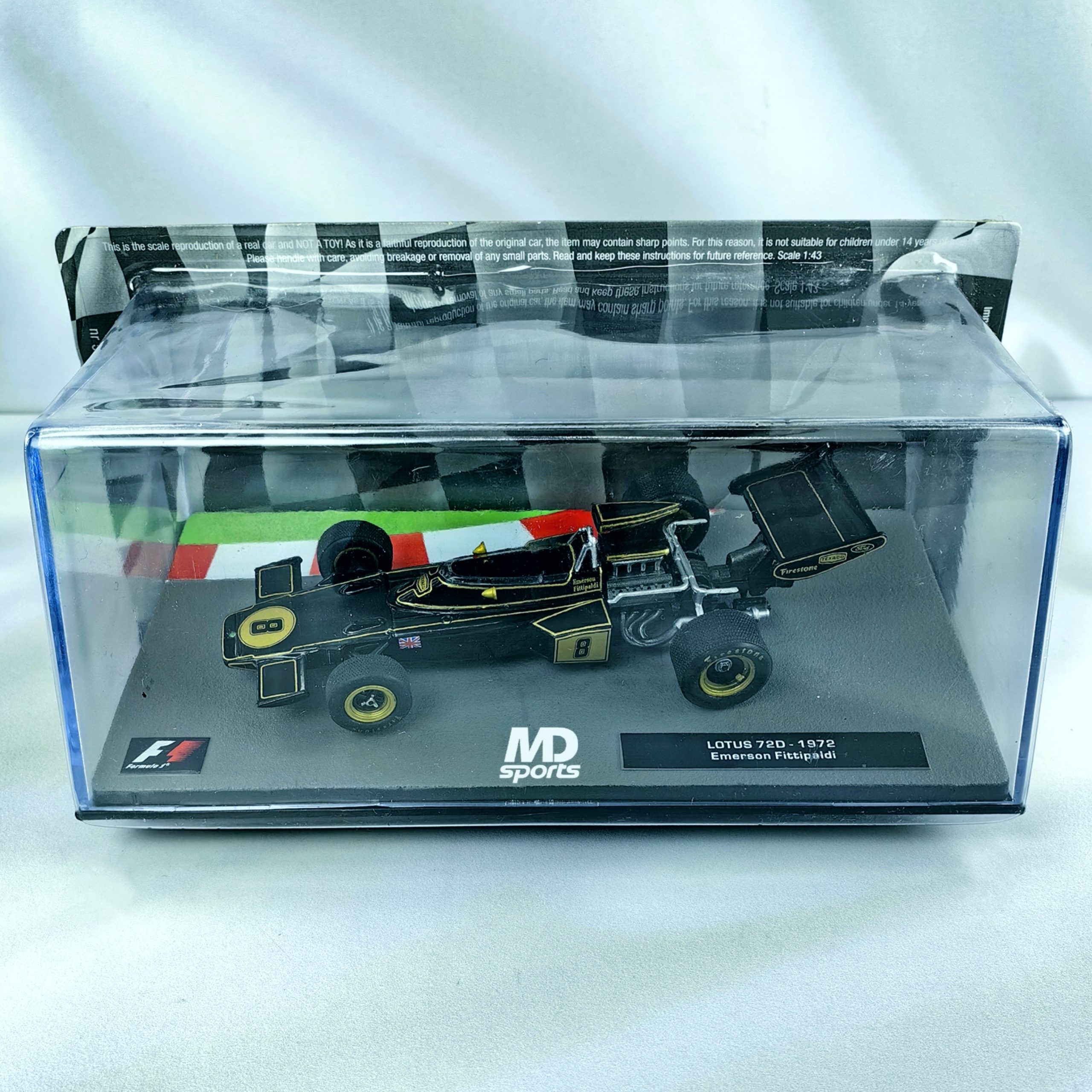 Lotus 72D 1972 #8 Emerson Fittipaldi Caja Acrilica Altaya 1:43