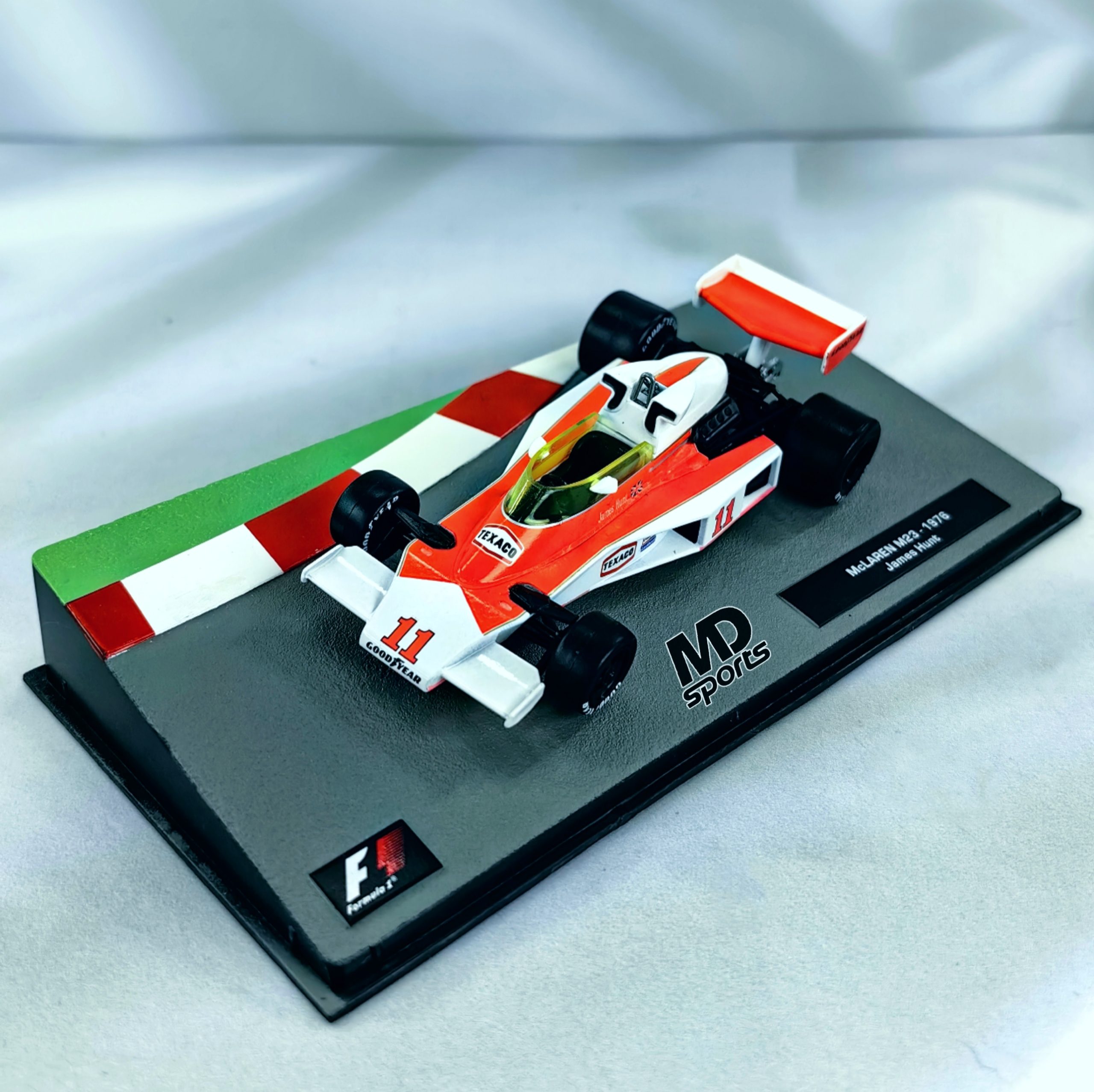 Mclaren M23 1976 #11 James Hunt Caja Acrilica Altaya 1:43