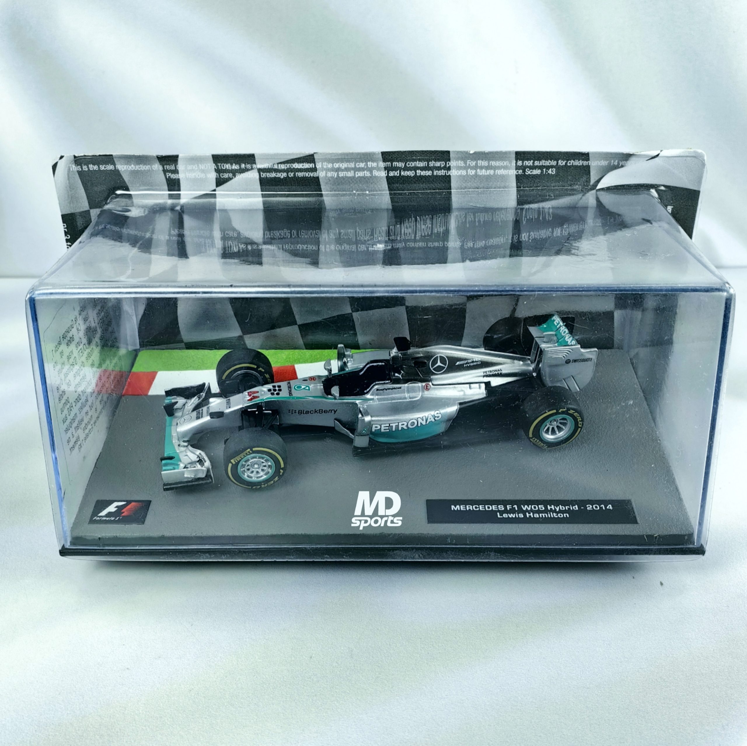Mercedes W05 2014 #44 Lewis Hamilton Caja Acrilica Altaya 1:43