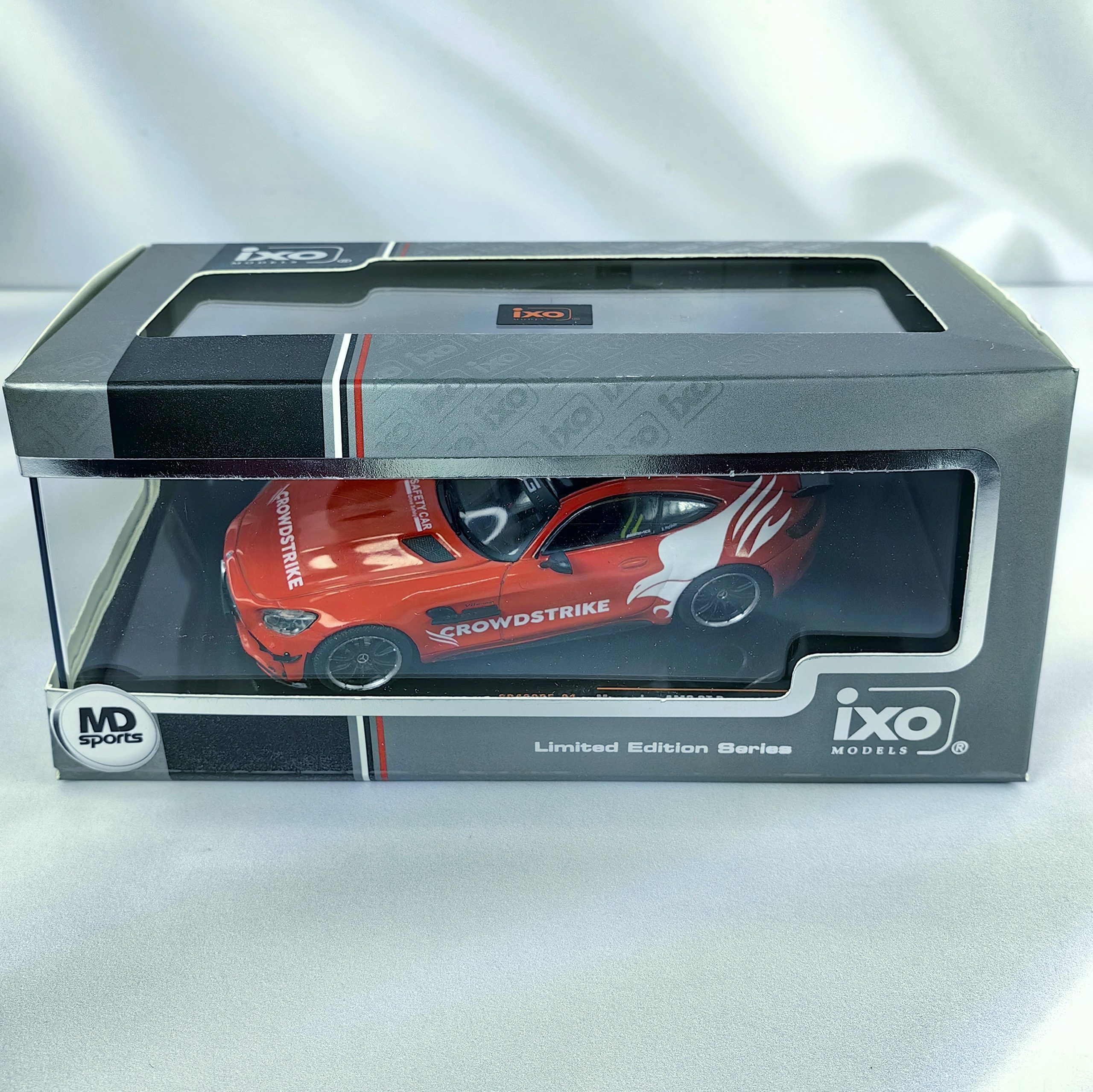 Mercedes AMG GT-R 2021 Rojo Safety Car IXO Models 1:43 – Edición Limitada