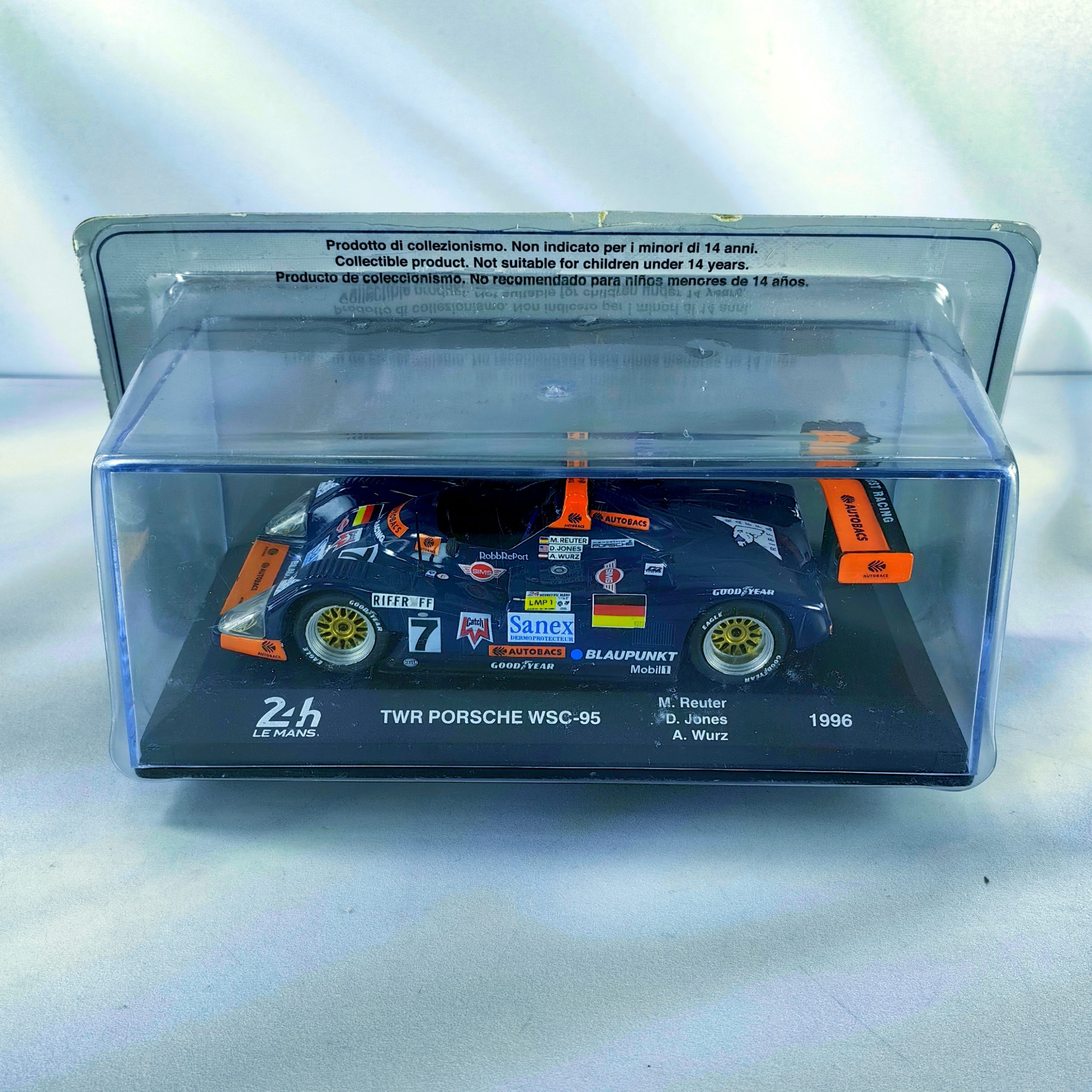 TWR Prosche WSC-95 24H LeMans 1996 #7 Reuter – Jones – Wurz Caja Acrilica Salvat 1:43
