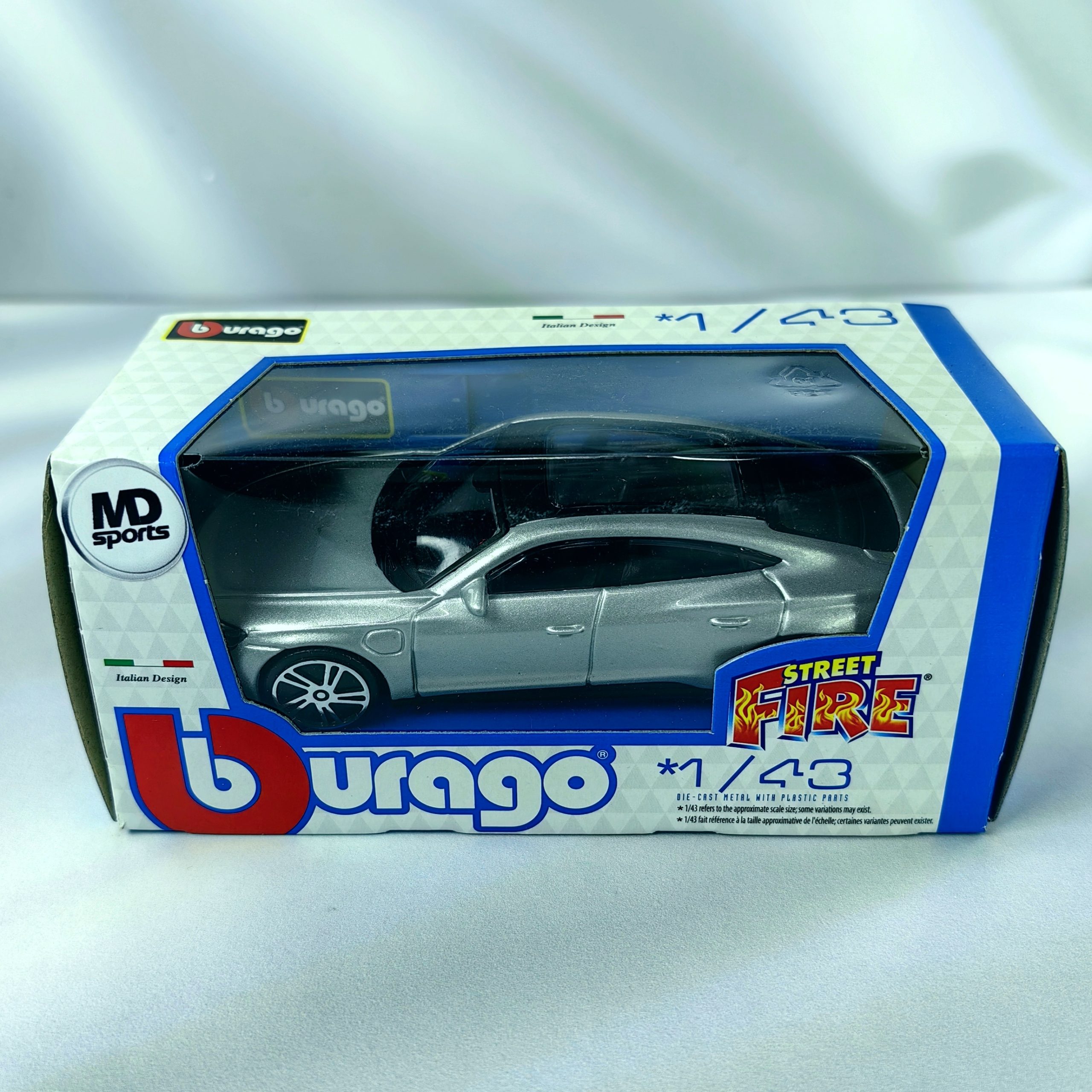 Deportivo Audi RS e-Tron GT Burago Street 1:43