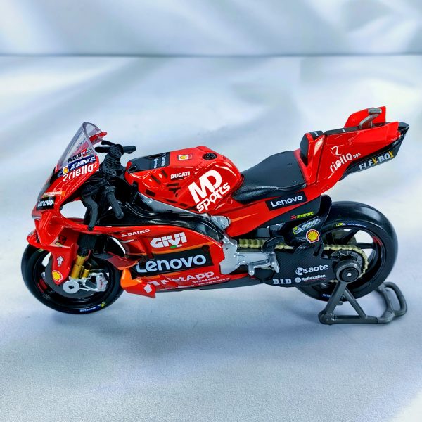 Moto GP Ducati 2023 #1 Pecco Bagnaia Maisto 1:18 - Imagen 3