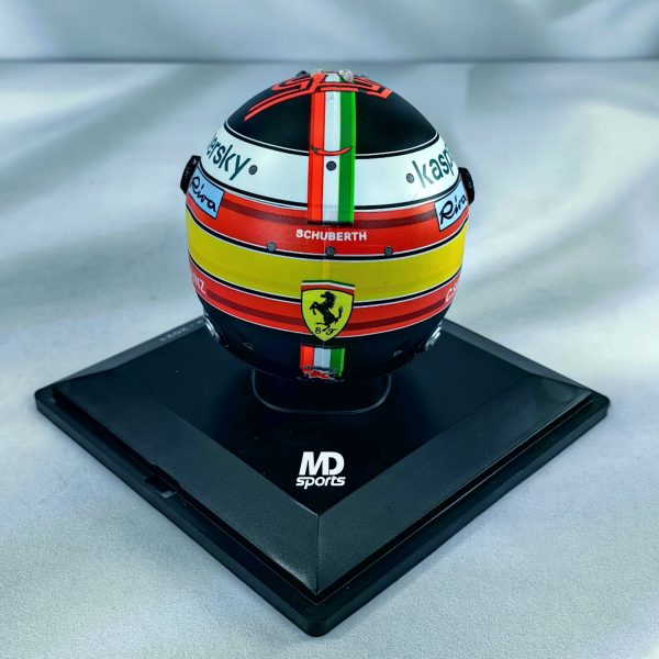 Casco Formula 1 Carlos Sainz Ferrari GP Monza 2021 Spark 1:5 - Imagen 4