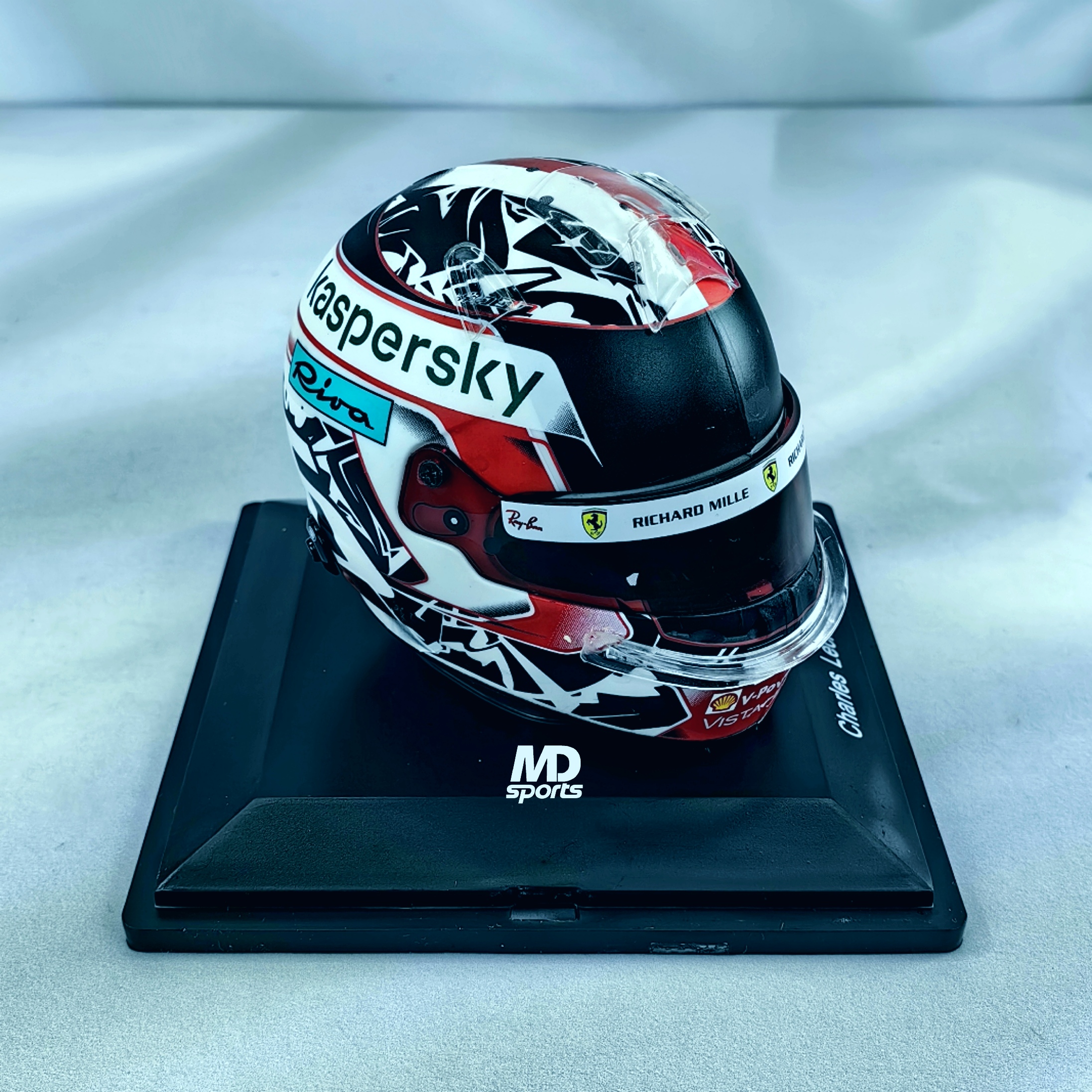 Casco Formula 1 Charles Leclerc Ferrari 2021 Spark 1:5
