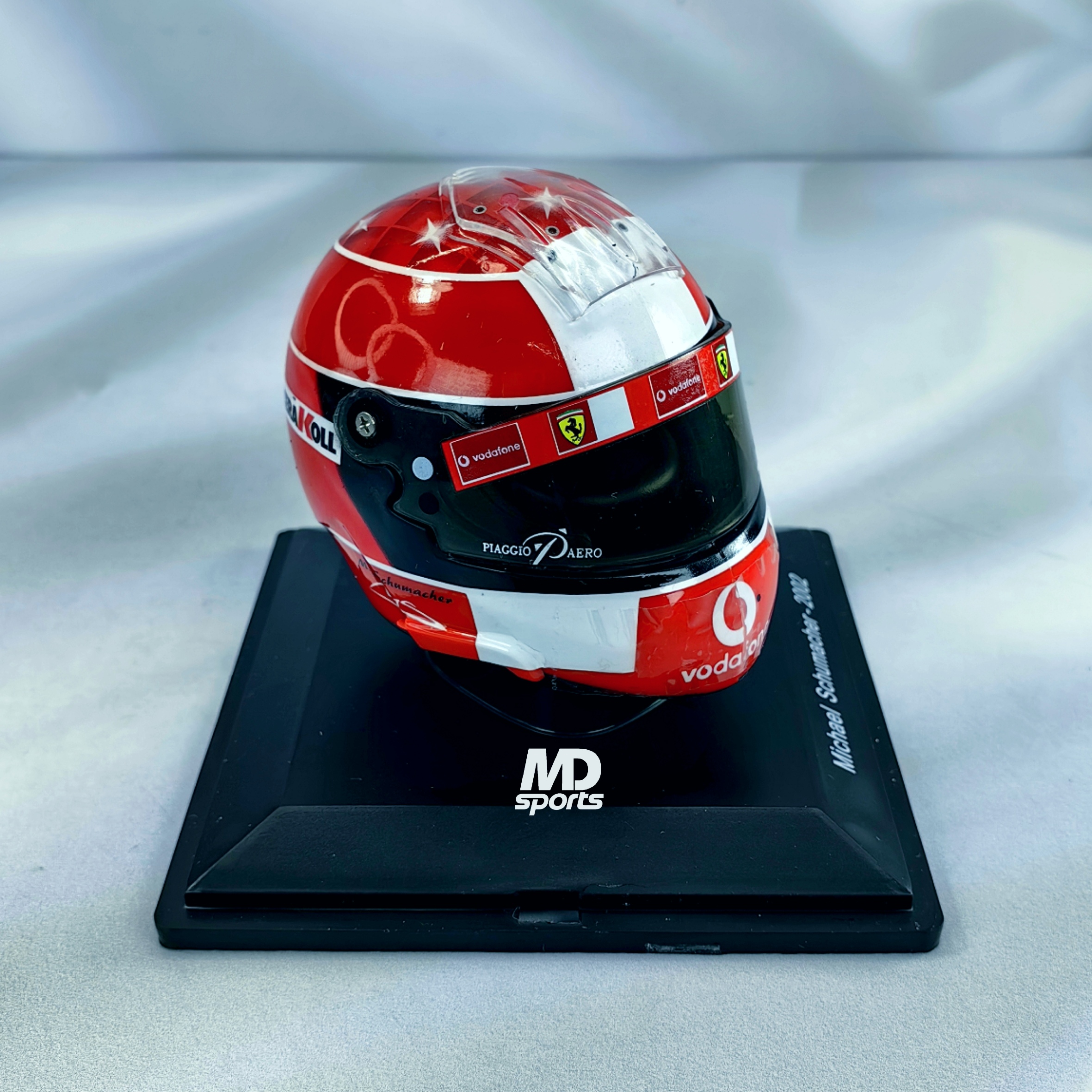 Casco Formula 1 Michael Schumacher Ferrari 2002 Spark 1:5
