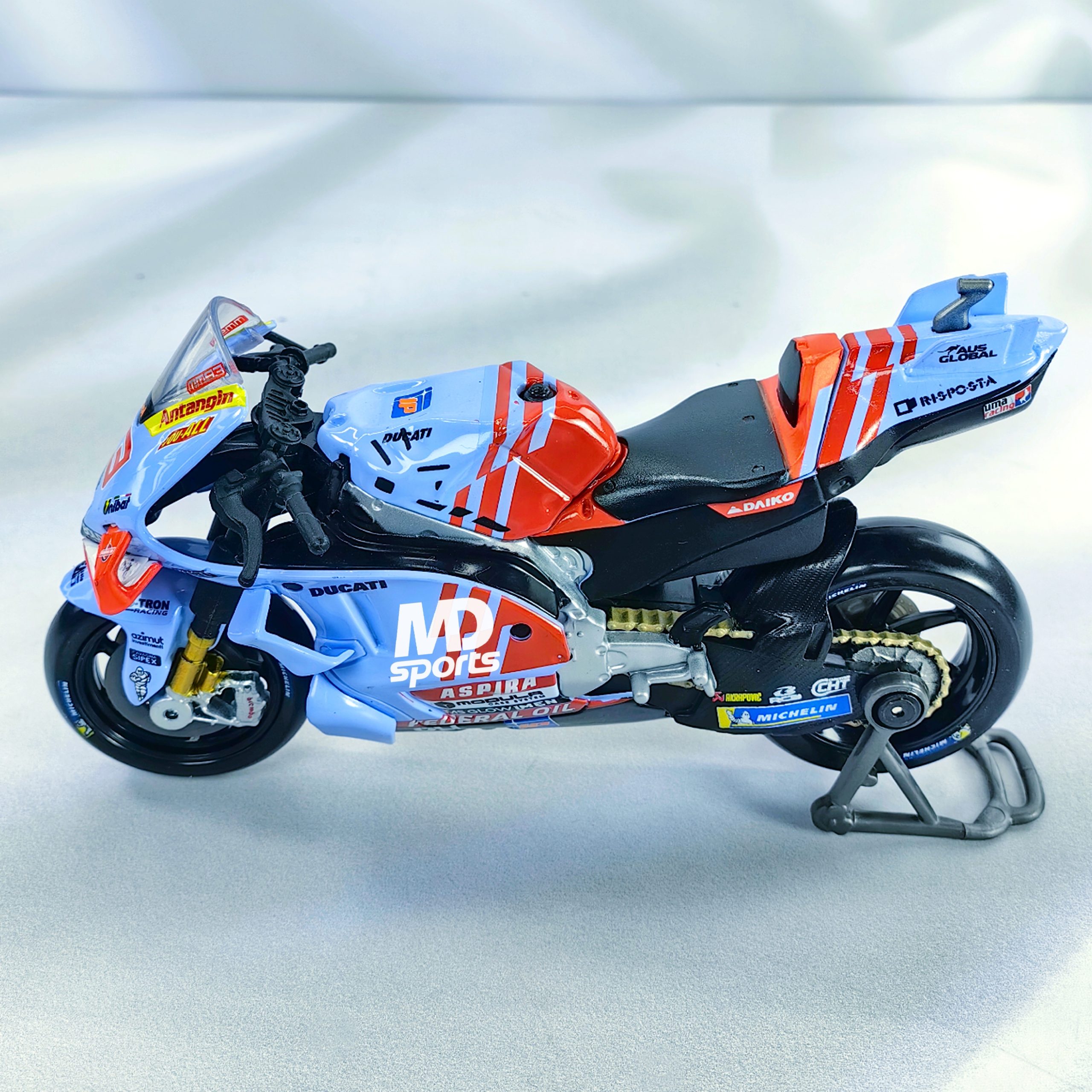 Moto GP Gresini 2024 #93 Marc Marquez Maisto 1:18 - Imagen 3