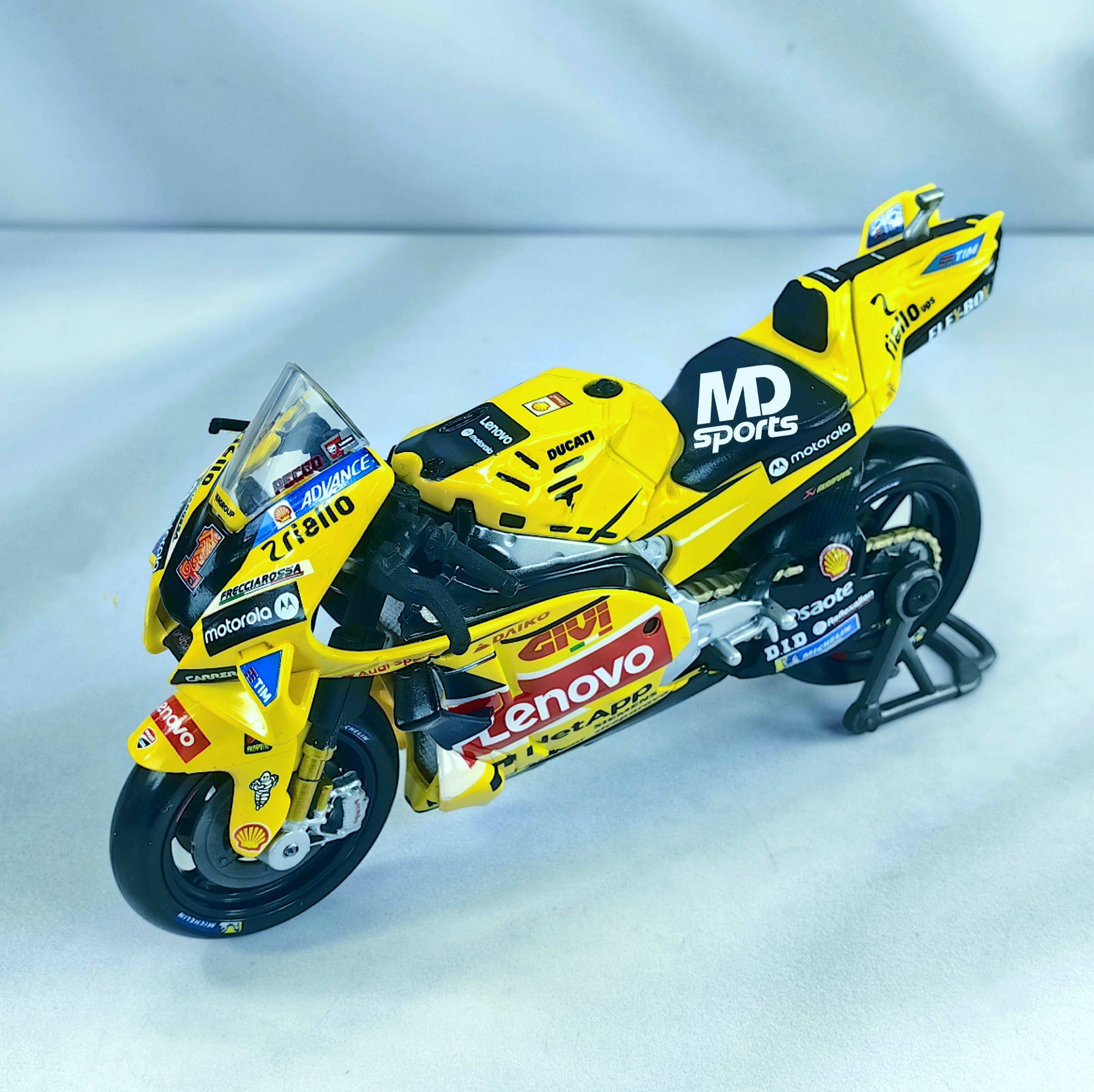 Moto GP Giallo Ducati GP San Marino 2023 #1 Pecco Bagnaia Maisto 1:18 Amarilla