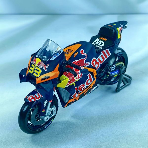 Moto GP RedBull KTM RC16 2023 #33 Brad Binder Maisto 1:18 - Imagen 2