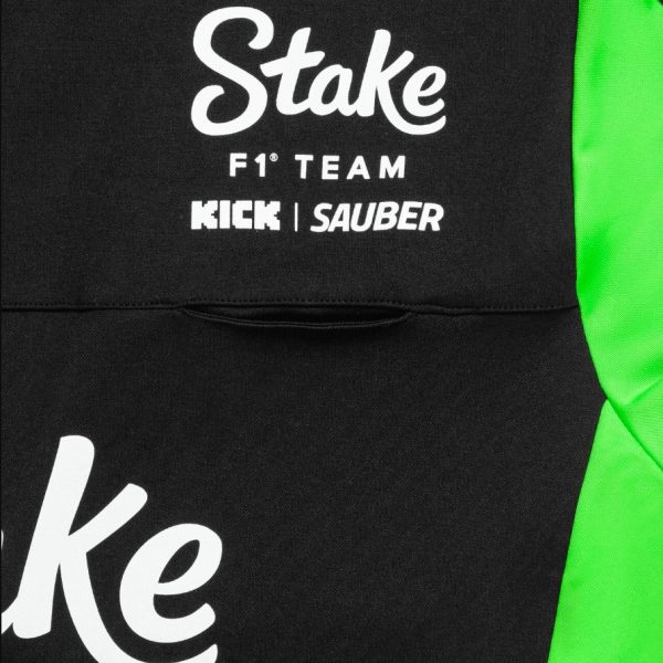 Polera CODE Oficial Team Stake Kick Sauber 2025 - Imagen 4