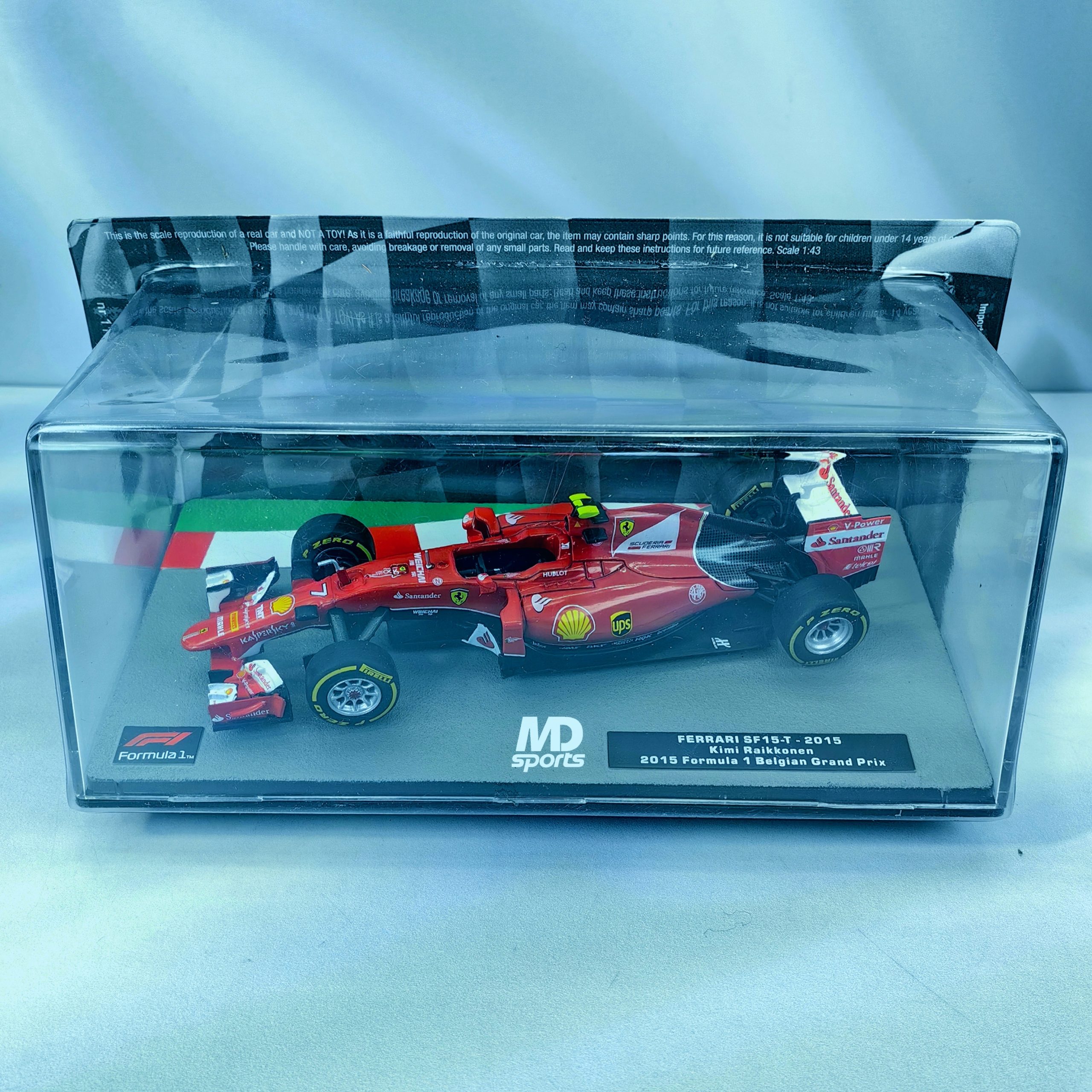 Ferrari SF15T 2015 #7 Kimi Raikkonen Caja Acrilica Altaya 1:43