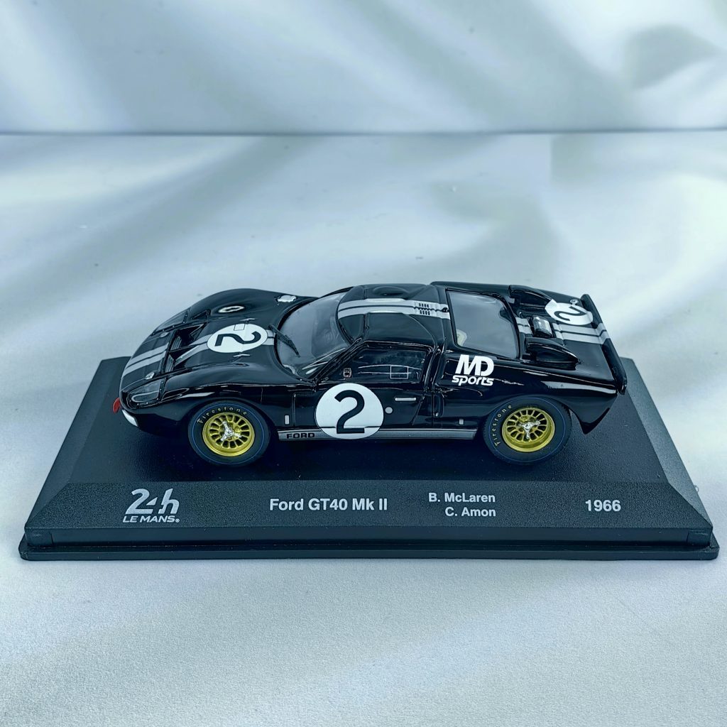 GMP 1/12 Scale 12071 - Ford GT40 Mark II McLaren/Amon #2 Le Mans