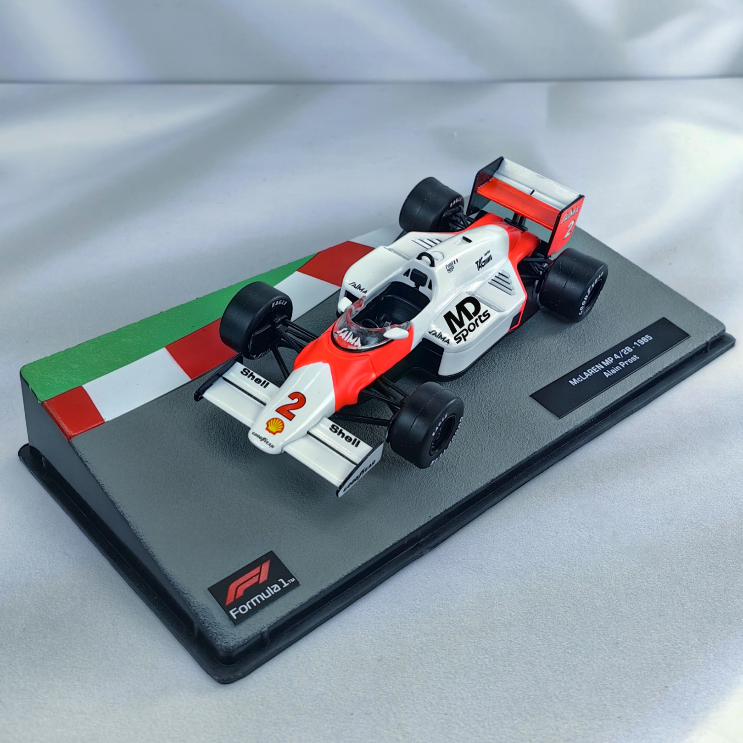 Mclaren Mp4/2B 1985 #2 Alain Prost Caja Acrilica Altaya 1:43