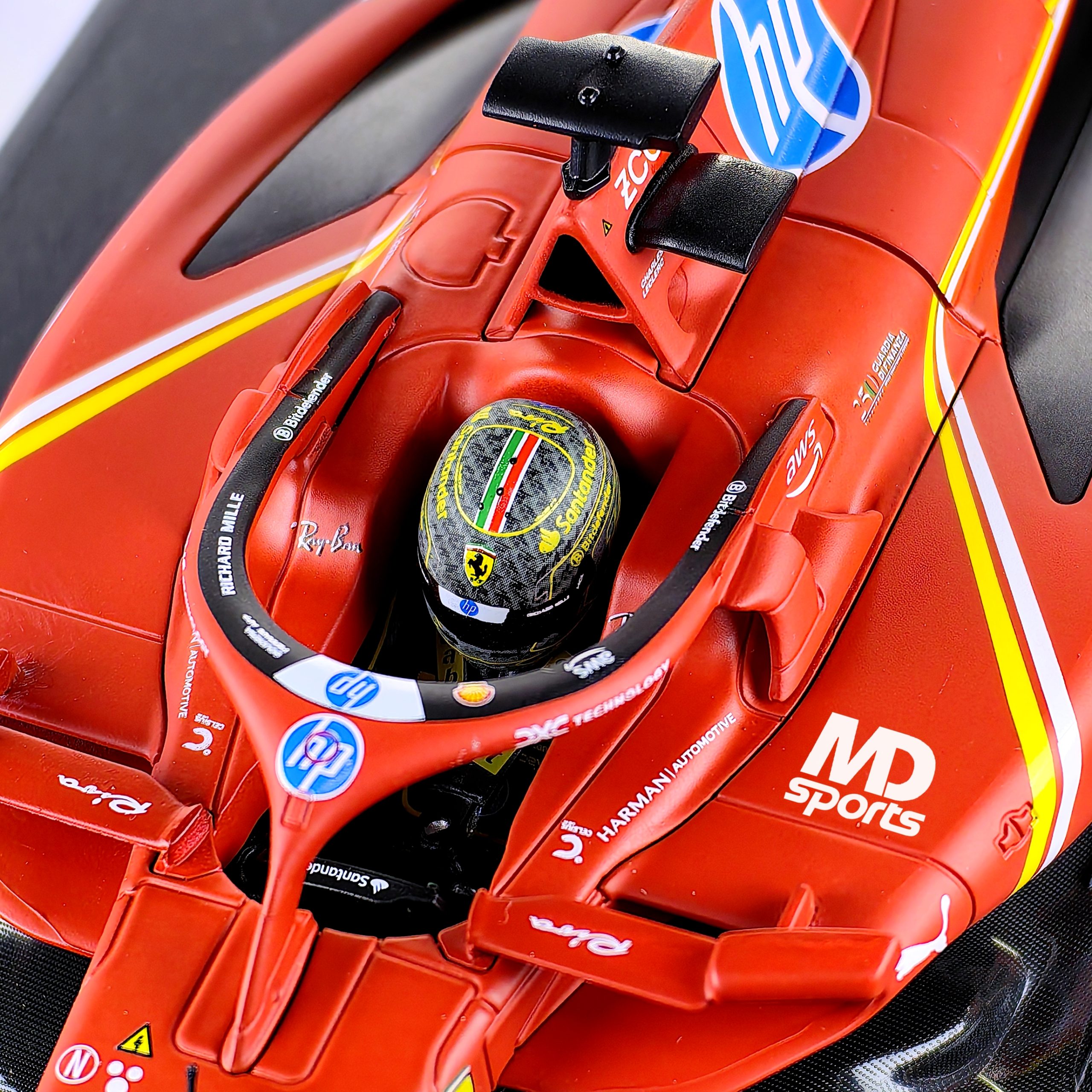 Ferrari SF-24 GP Monza 2024 #16 Charles Leclerc Caja Normal Burago 1:18 - Imagen 6