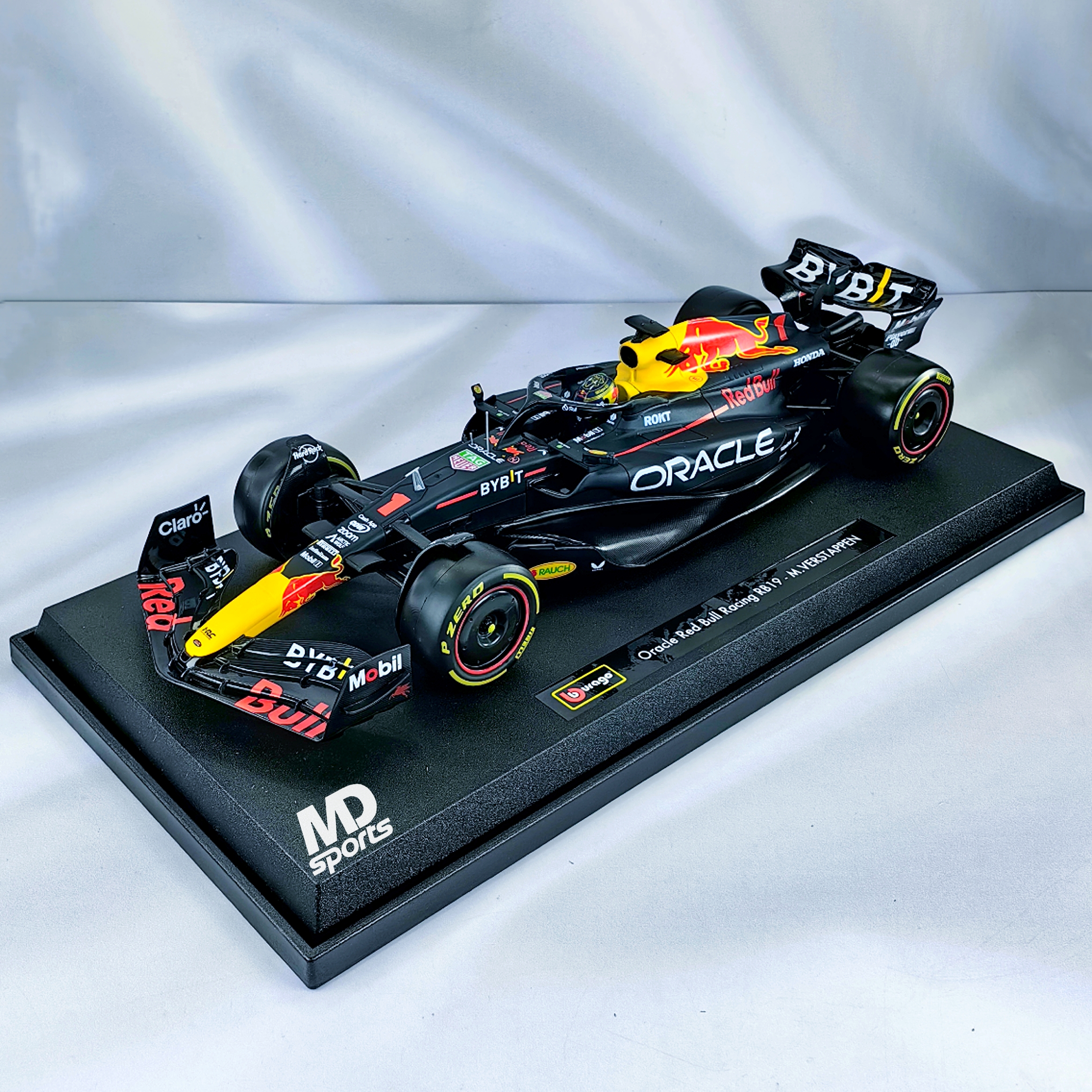RedBull RB19 2023 #1 Max Verstappen Caja Normal Burago 1:18