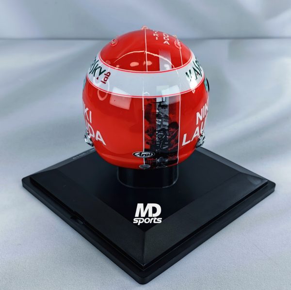 Casco Formula 1 Sebastian Vettel Ferrari 2019 Tributo Lauda Spark 1:5 - Imagen 3