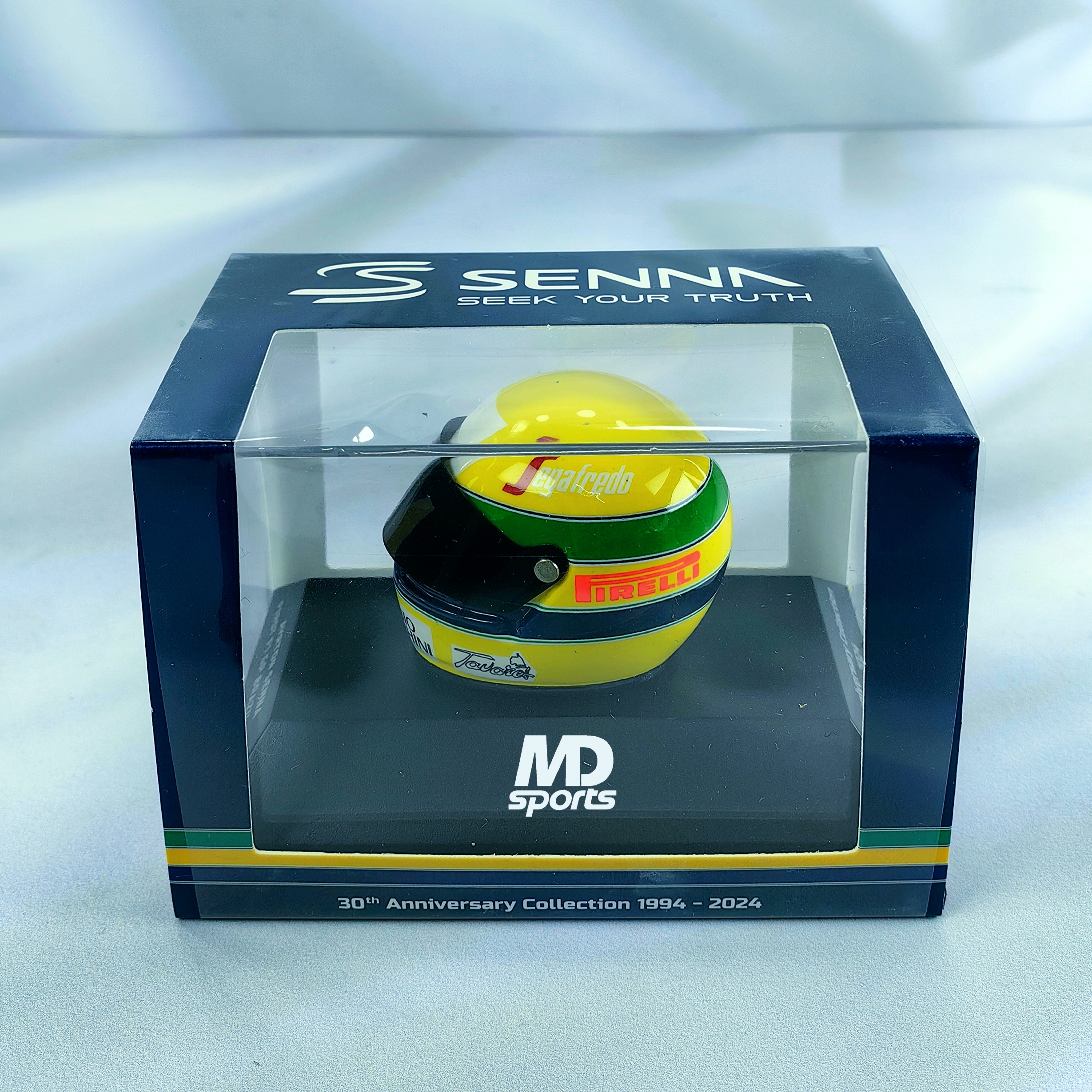 Casco Formula 1 Ayrton Senna 1984 Minichamps 1:8