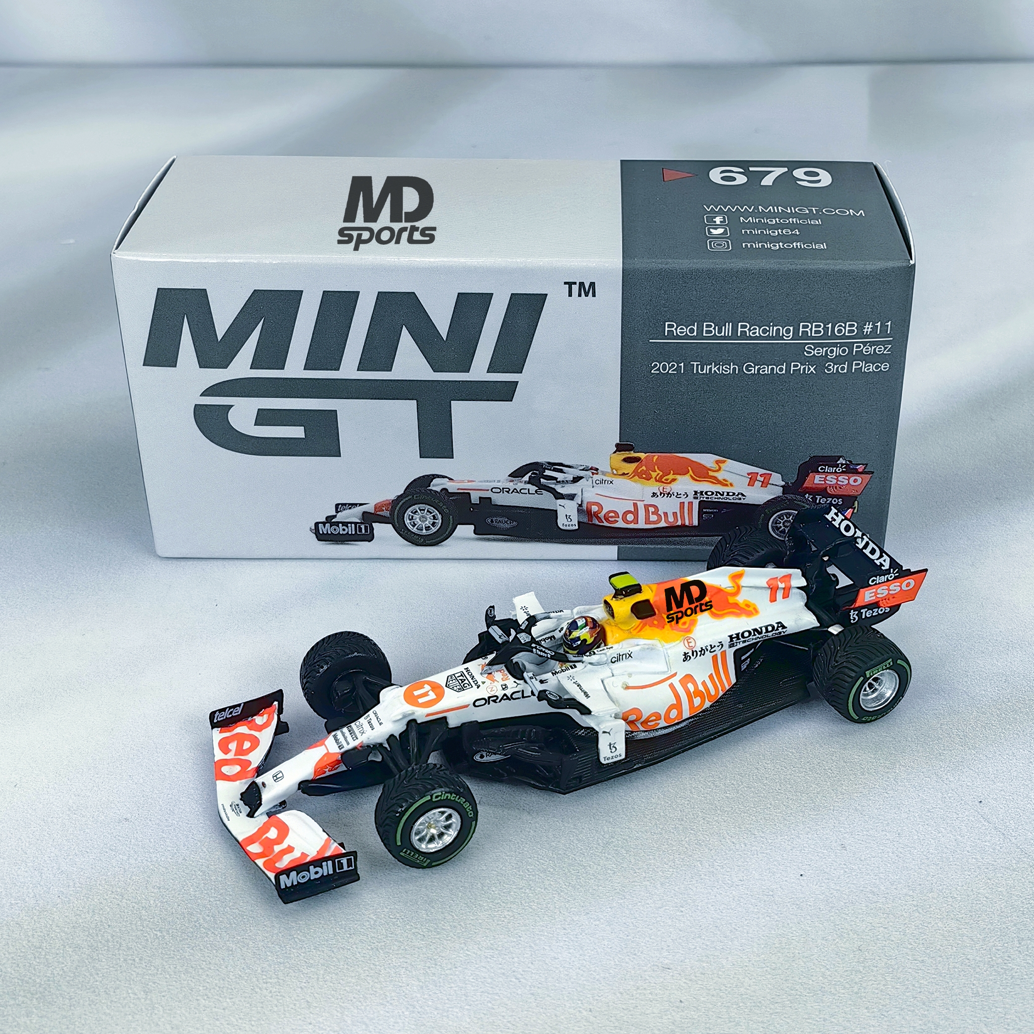 RedBull RB16b GP Turquia 2021 #11 Checo Perez Caja Normal MiniGT 1:64