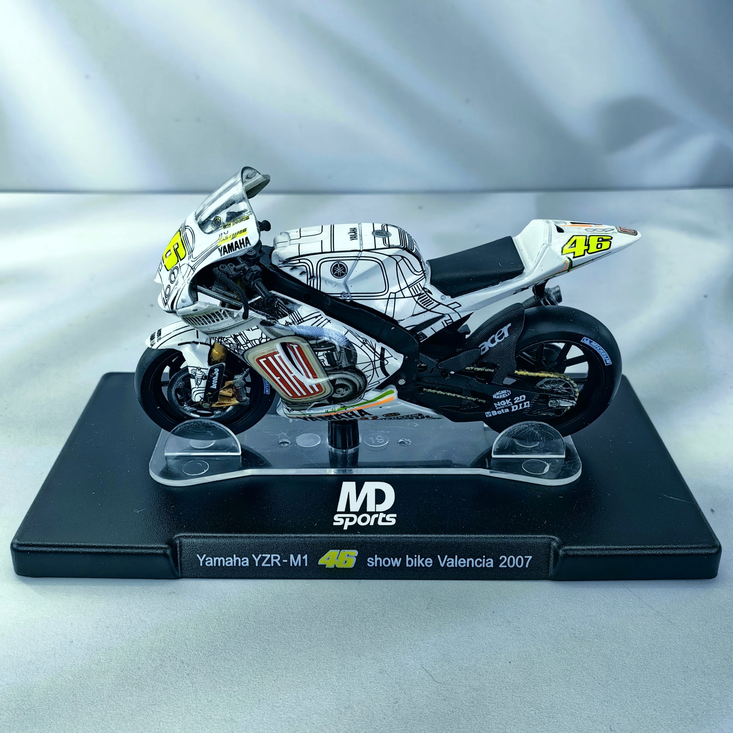 Moto GP Yamaha YZR-M1 2007 Valencia #46 Valentino Rossi 1:18
