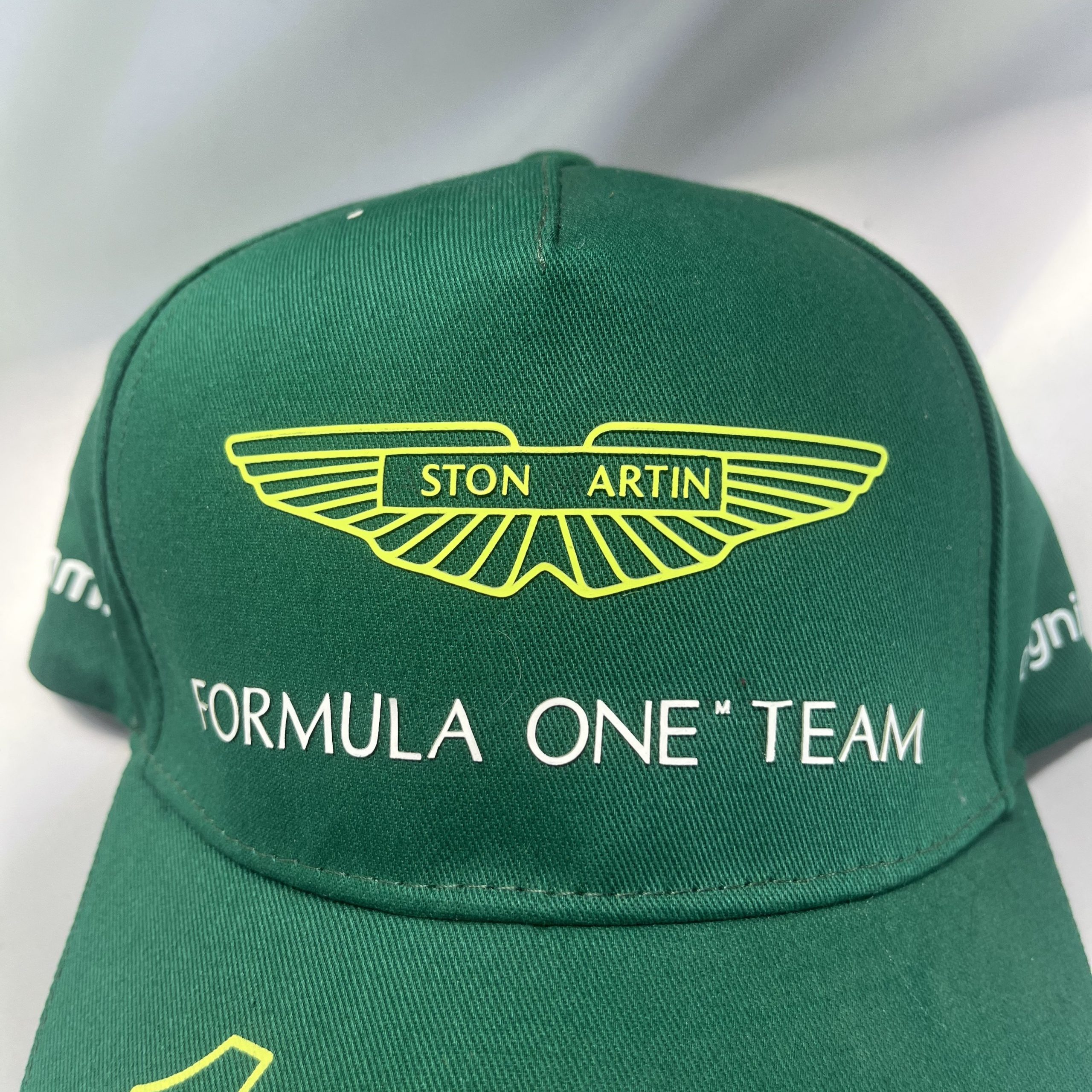 Gorro Aston Martin Fernando Alonso 2023 Verde (Producto con detalle)