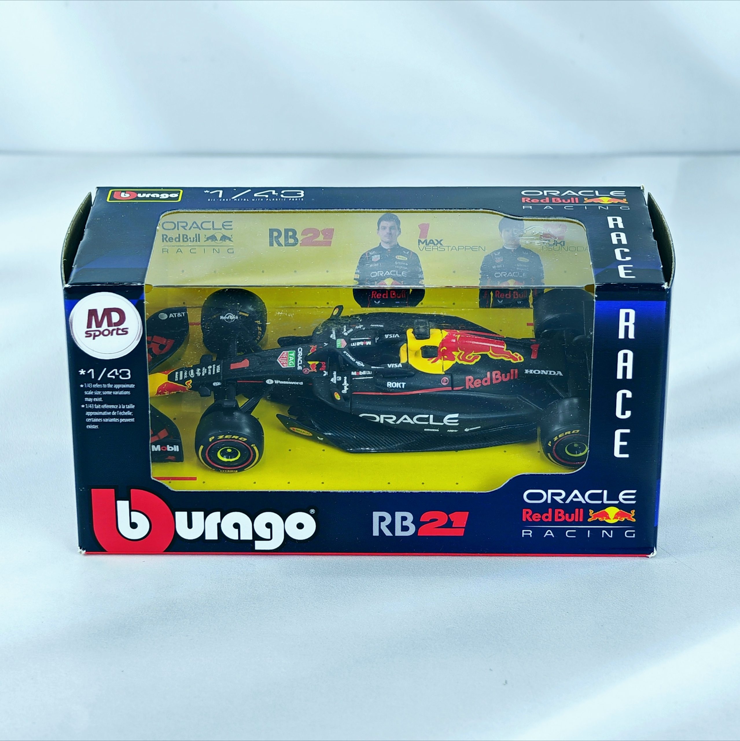 RedBull RB21 2025 #1 Max Verstappen Caja Normal Burago 1:43