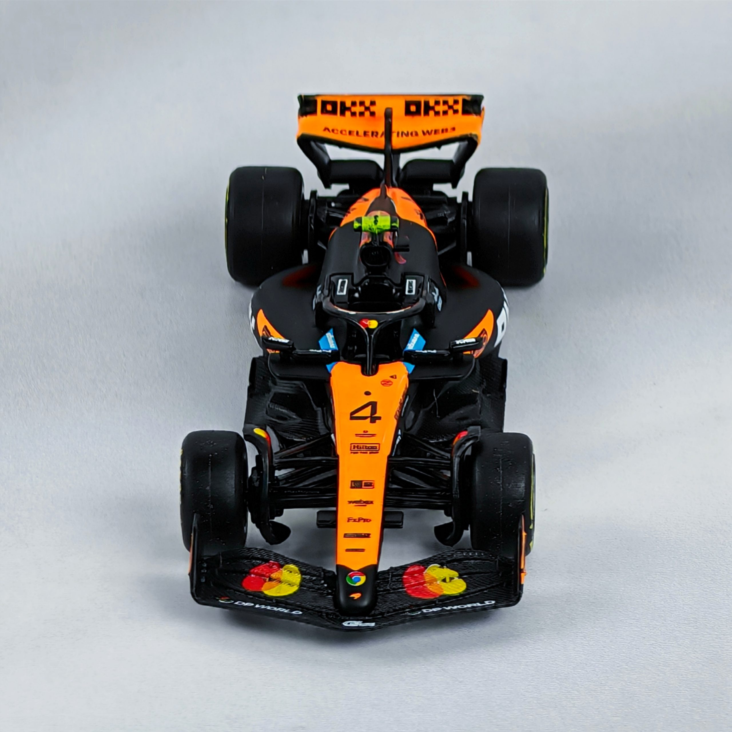 Mclaren MCL39 2025 #4 Lando Norris Caja Normal Burago 1:64