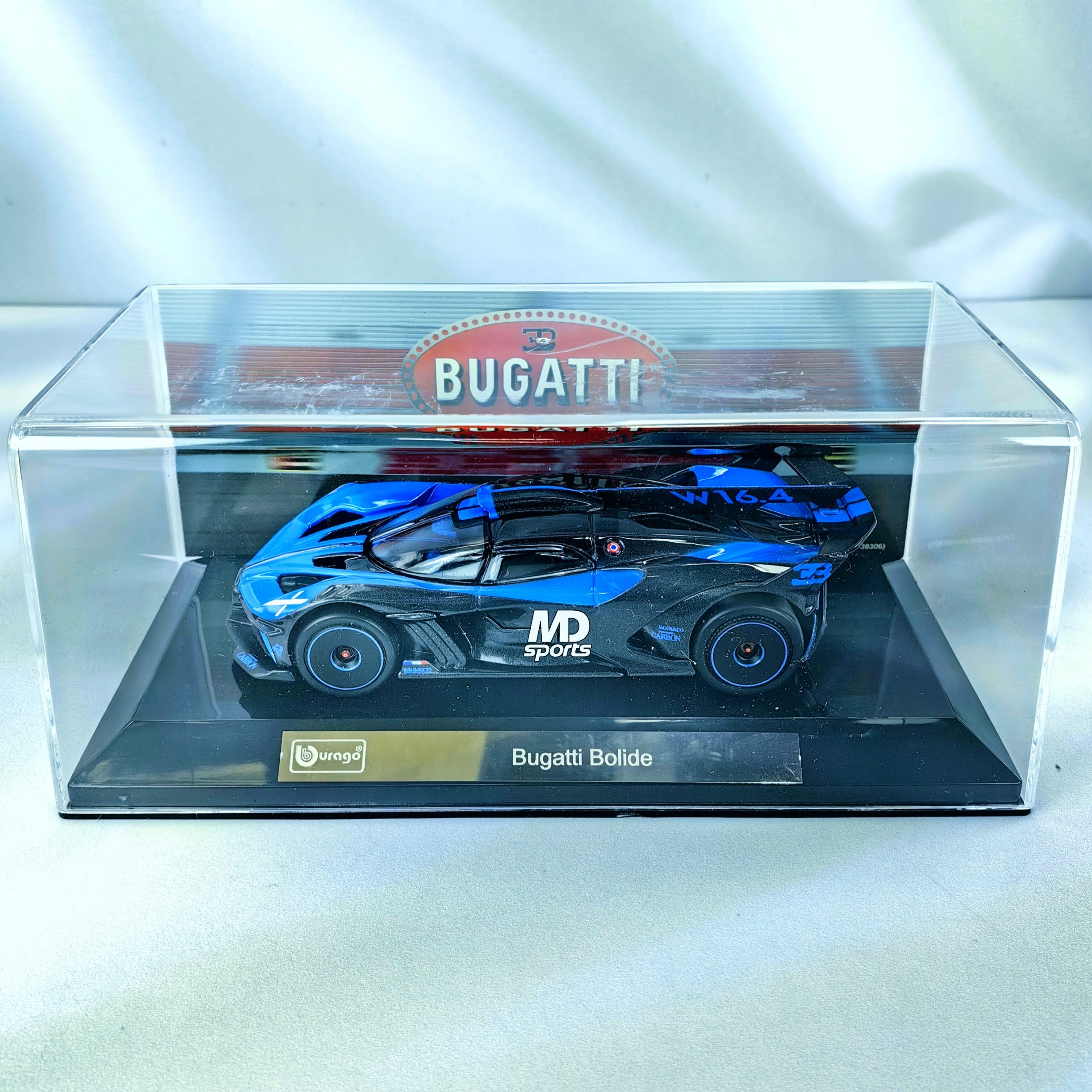 Bugatti Bolide Azul Caja Acrilica Burago 1:43