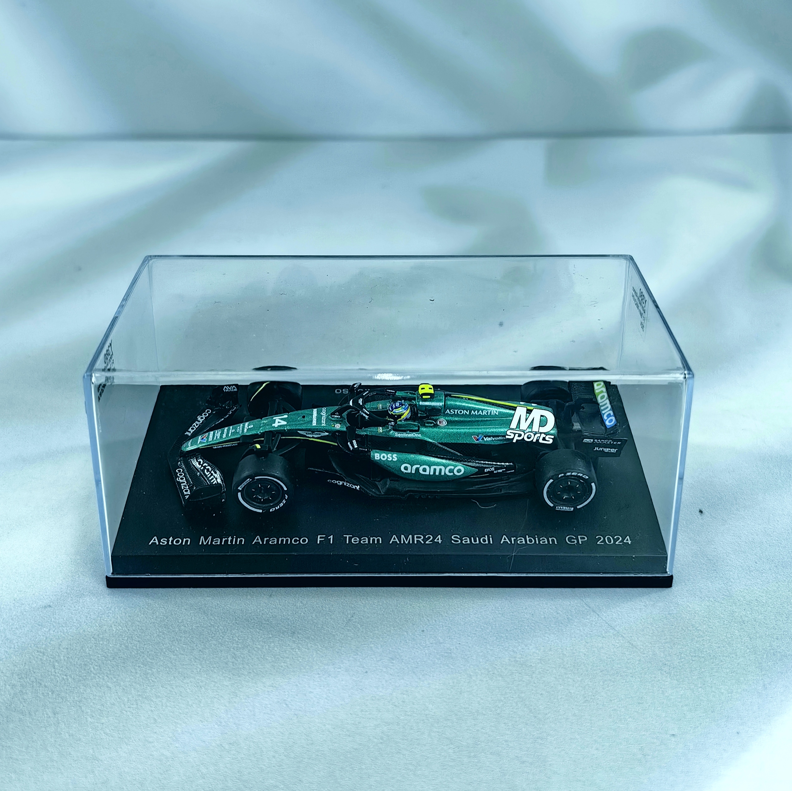 Aston Martin AMR24 GP Arabia Saudita 2024 #14 Fernando Alonso Caja Acrilica Spark 1:64