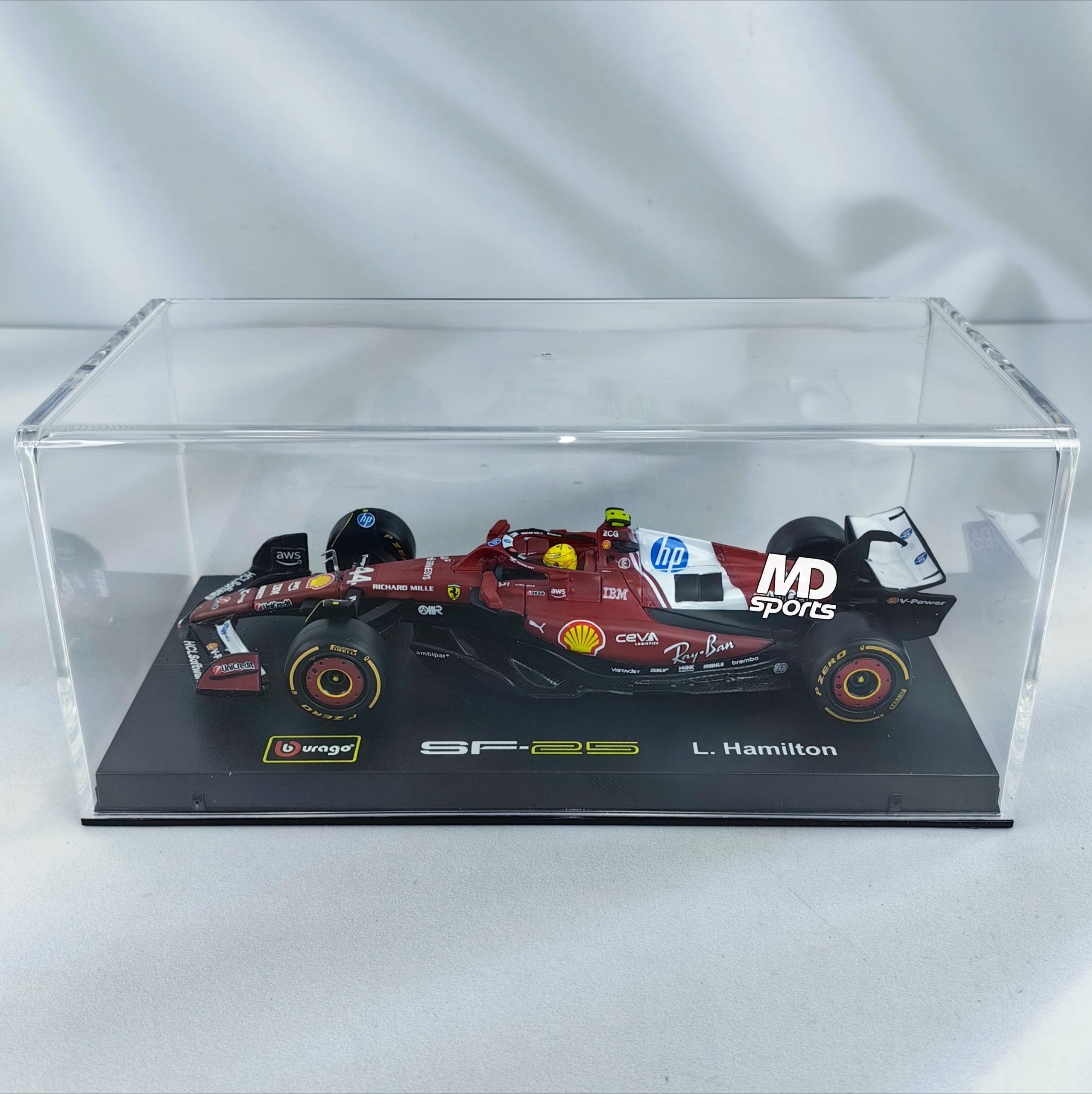 Ferrari SF-25 2025 #44 Lewis Hamilton Caja Acrilica Burago 1:43 - Imagen 3