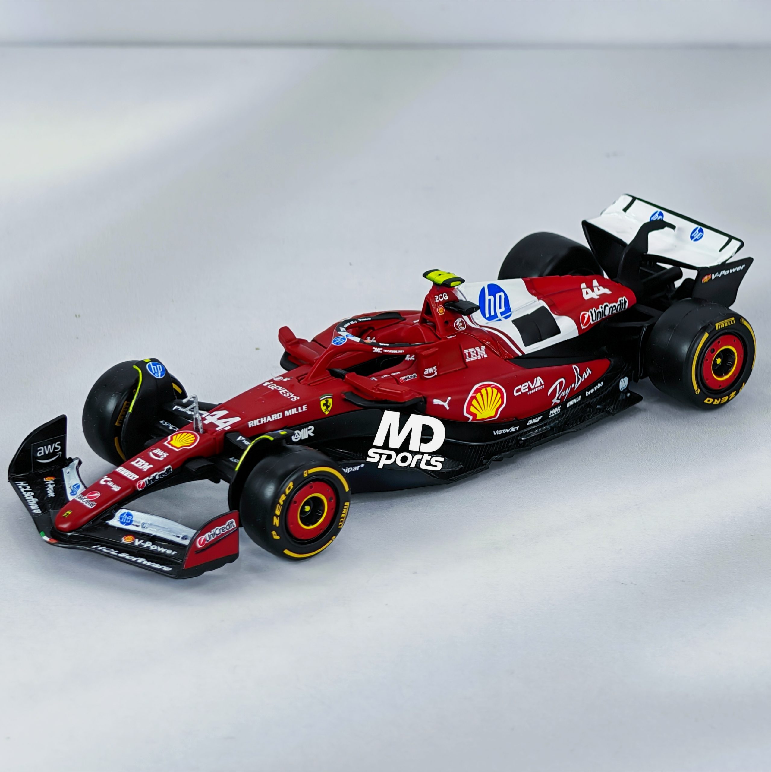 Ferrari SF-25 2025 #44 Lewis Hamilton Caja Normal Burago 1:43 - Imagen 4