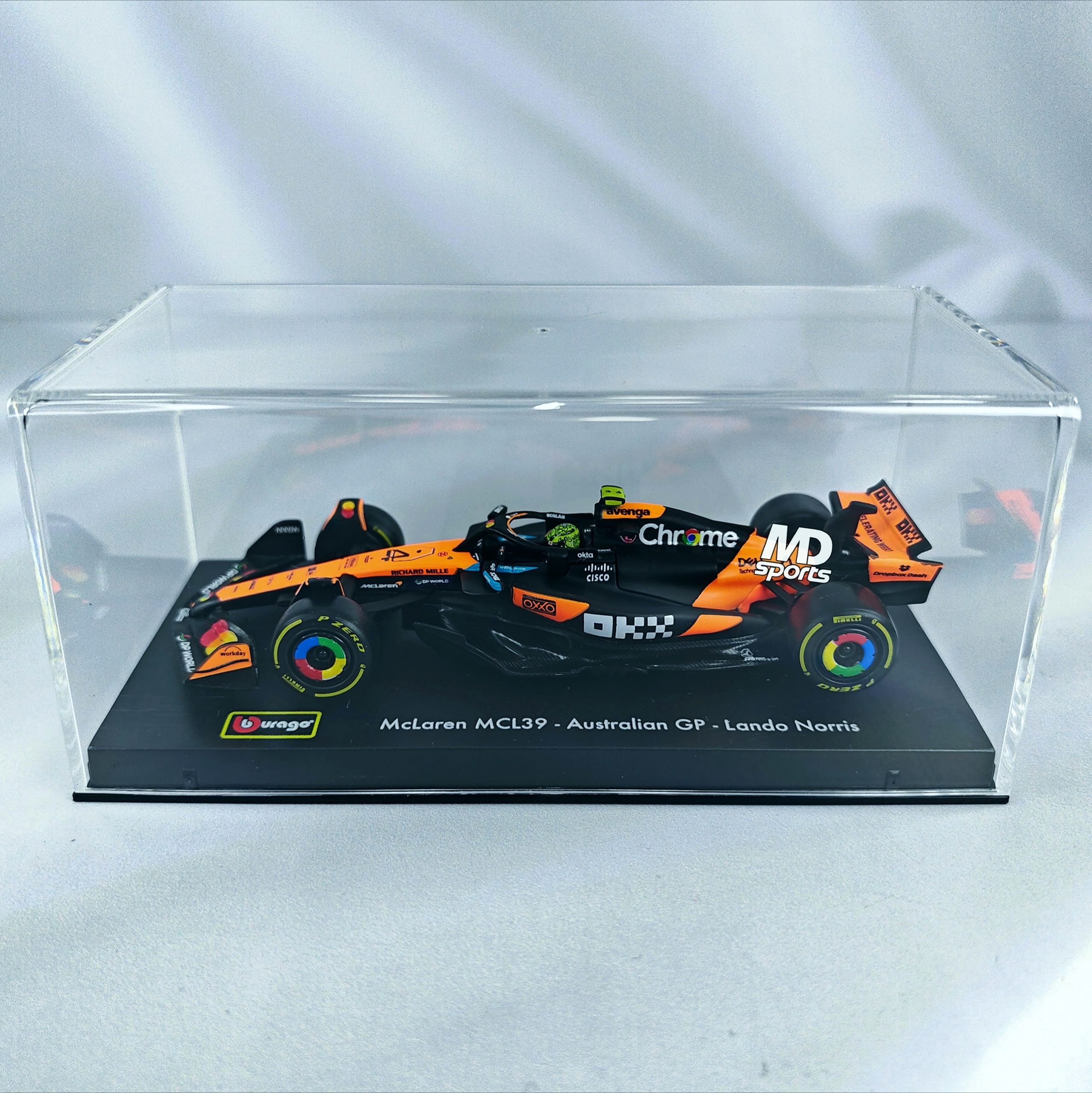 Mclaren MCL39 GP Australia 2025 #4 Lando Norris Caja Acrilica Burago 1:43 - Imagen 3