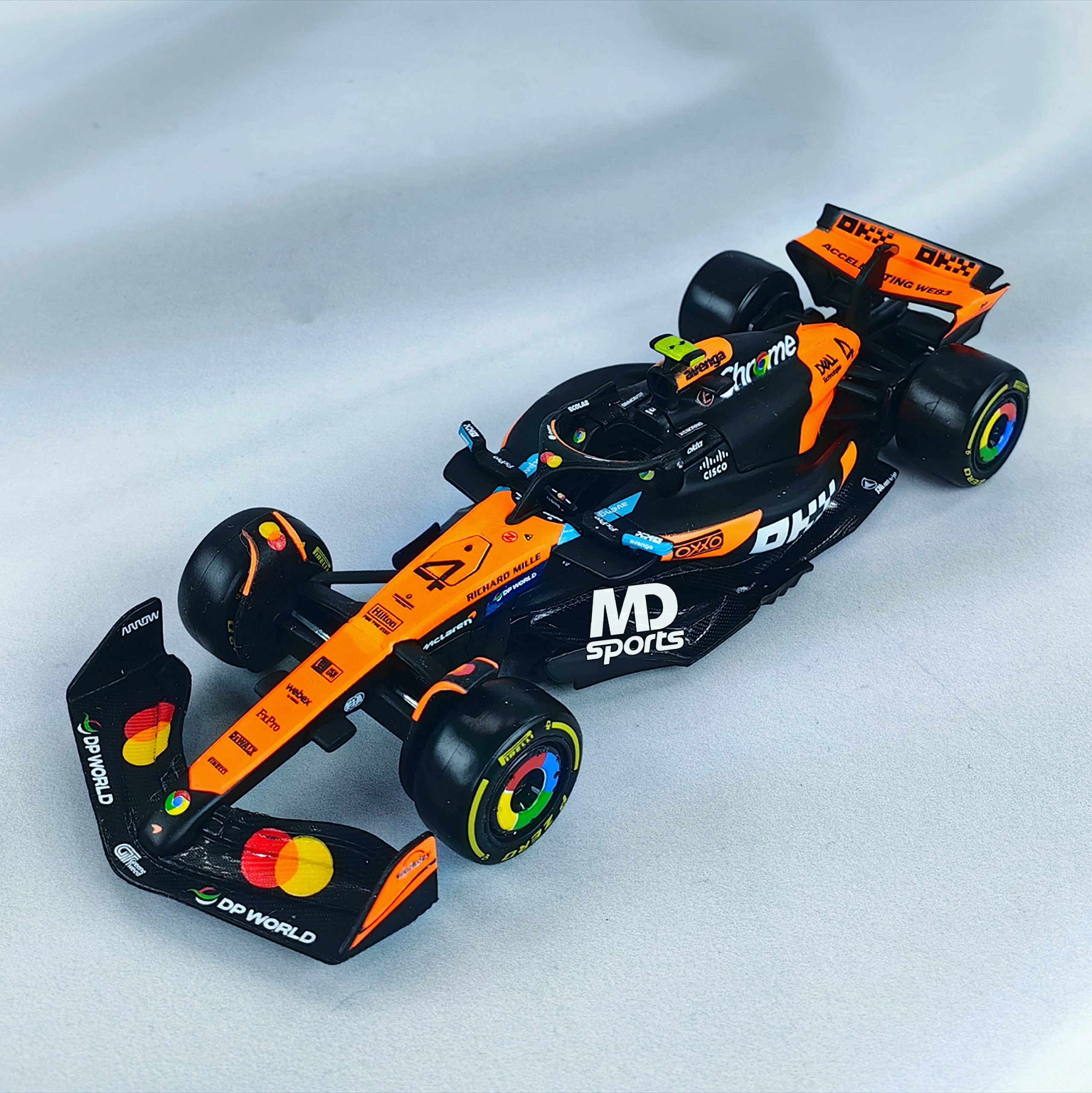 Mclaren MCL39 GP Australia 2025 #4 Lando Norris Caja Normal Burago 1:43 - Imagen 4