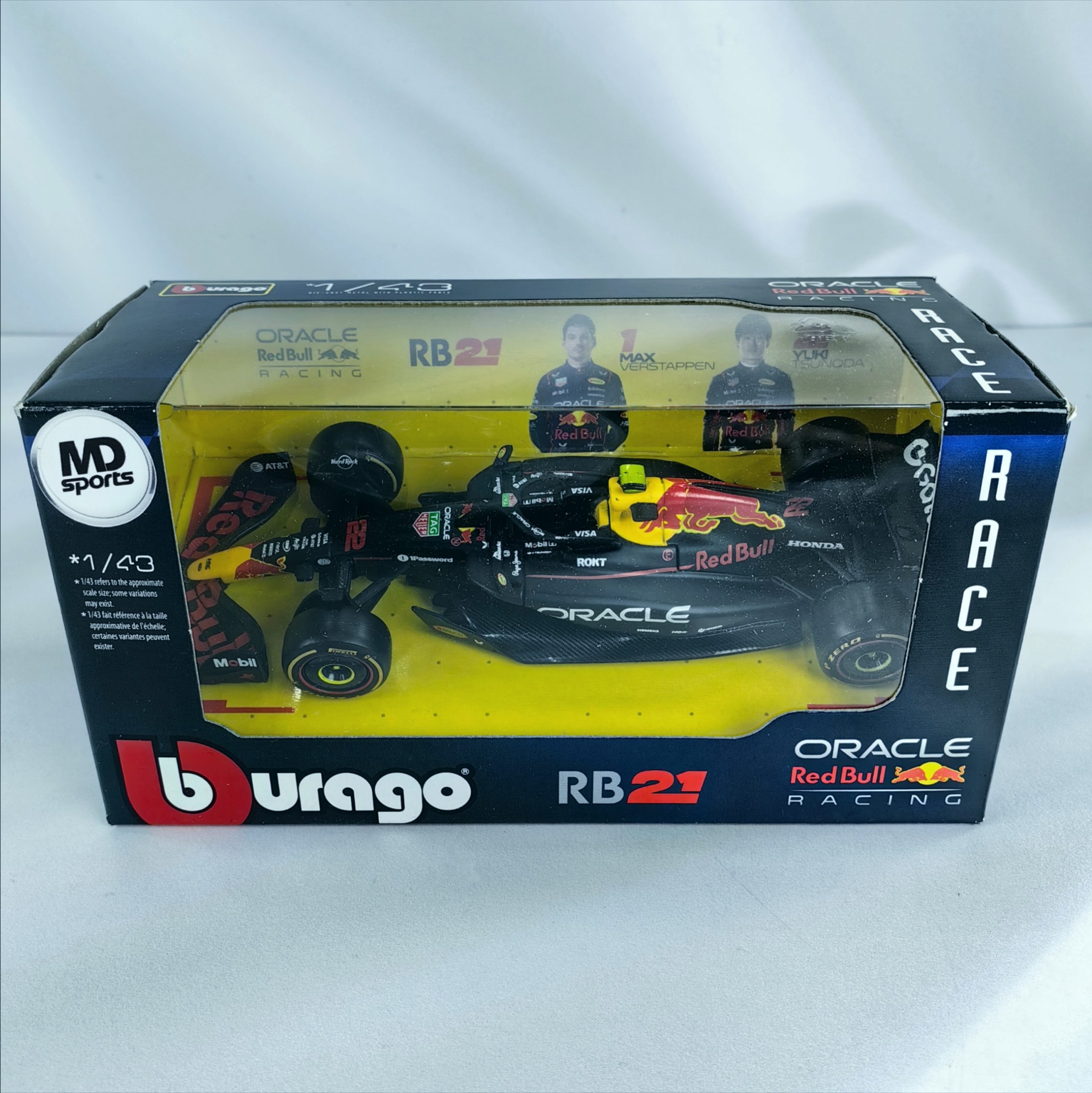 RedBull RB21 2025 #22 Yuki Tsunoda Caja Normal Burago 1:43