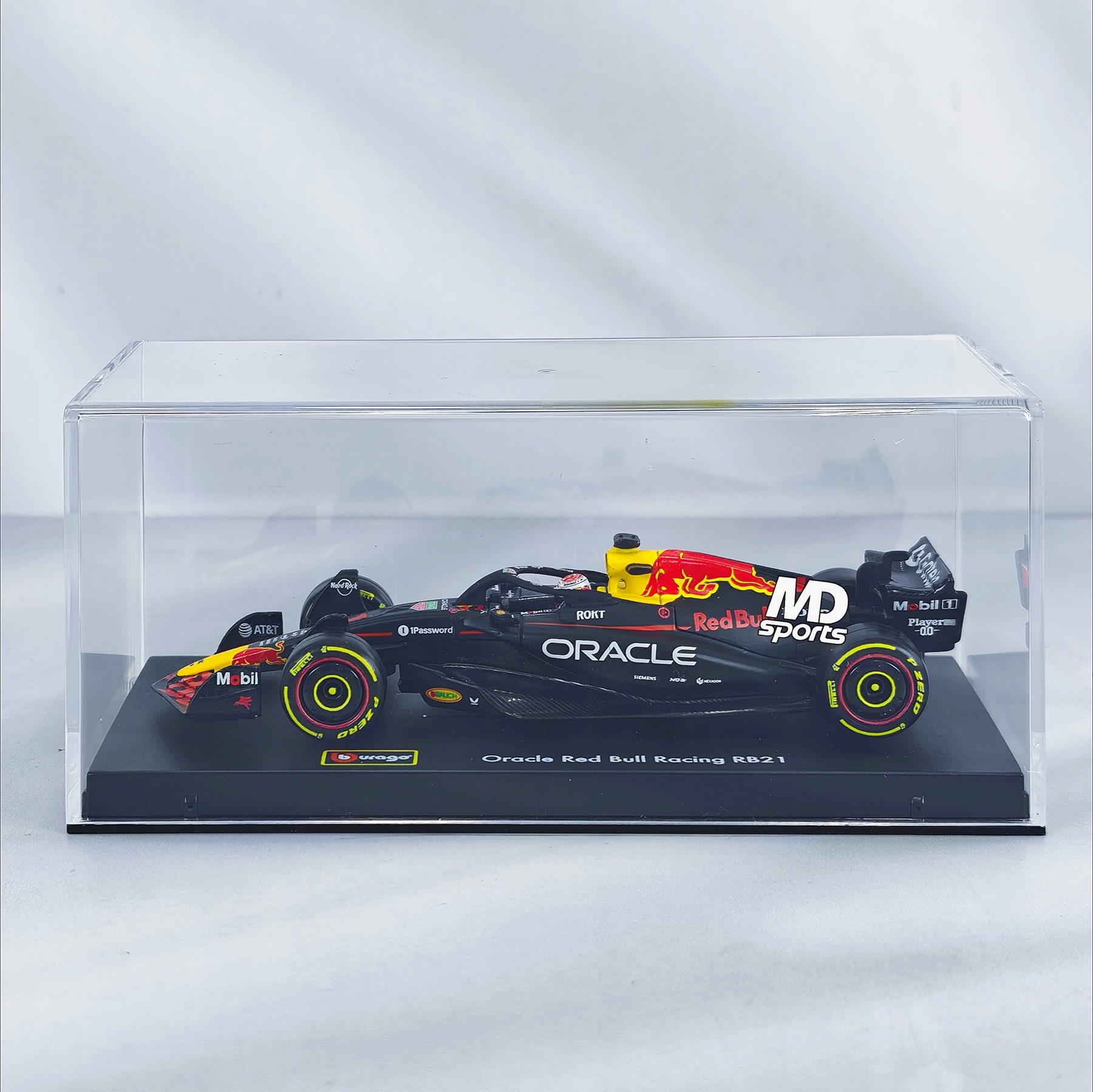 RedBull RB21 2025 #1 Max Verstappen Caja Acrilica Burago 1:43