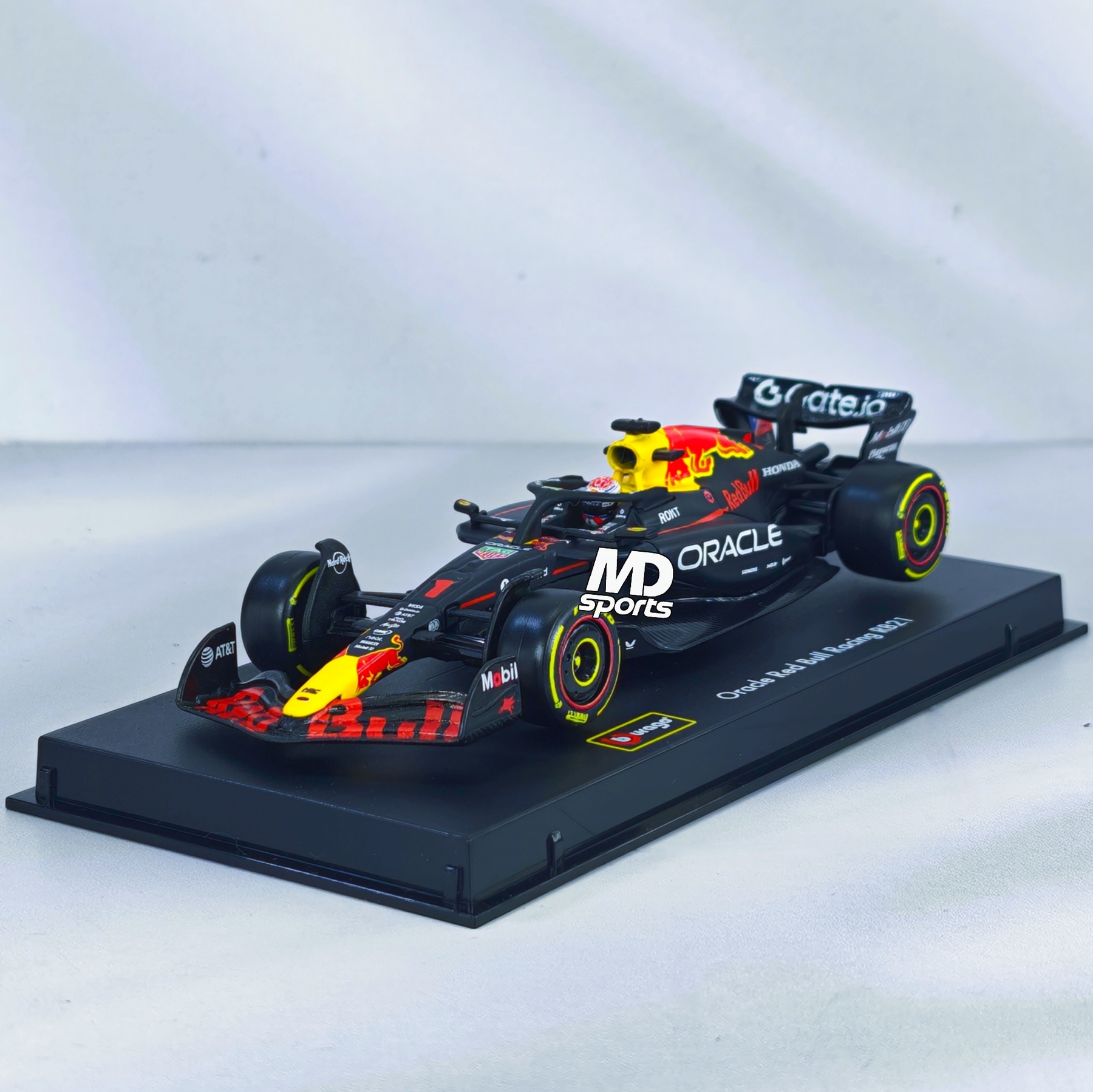 RedBull RB21 2025 #1 Max Verstappen Caja Acrilica Burago 1:43