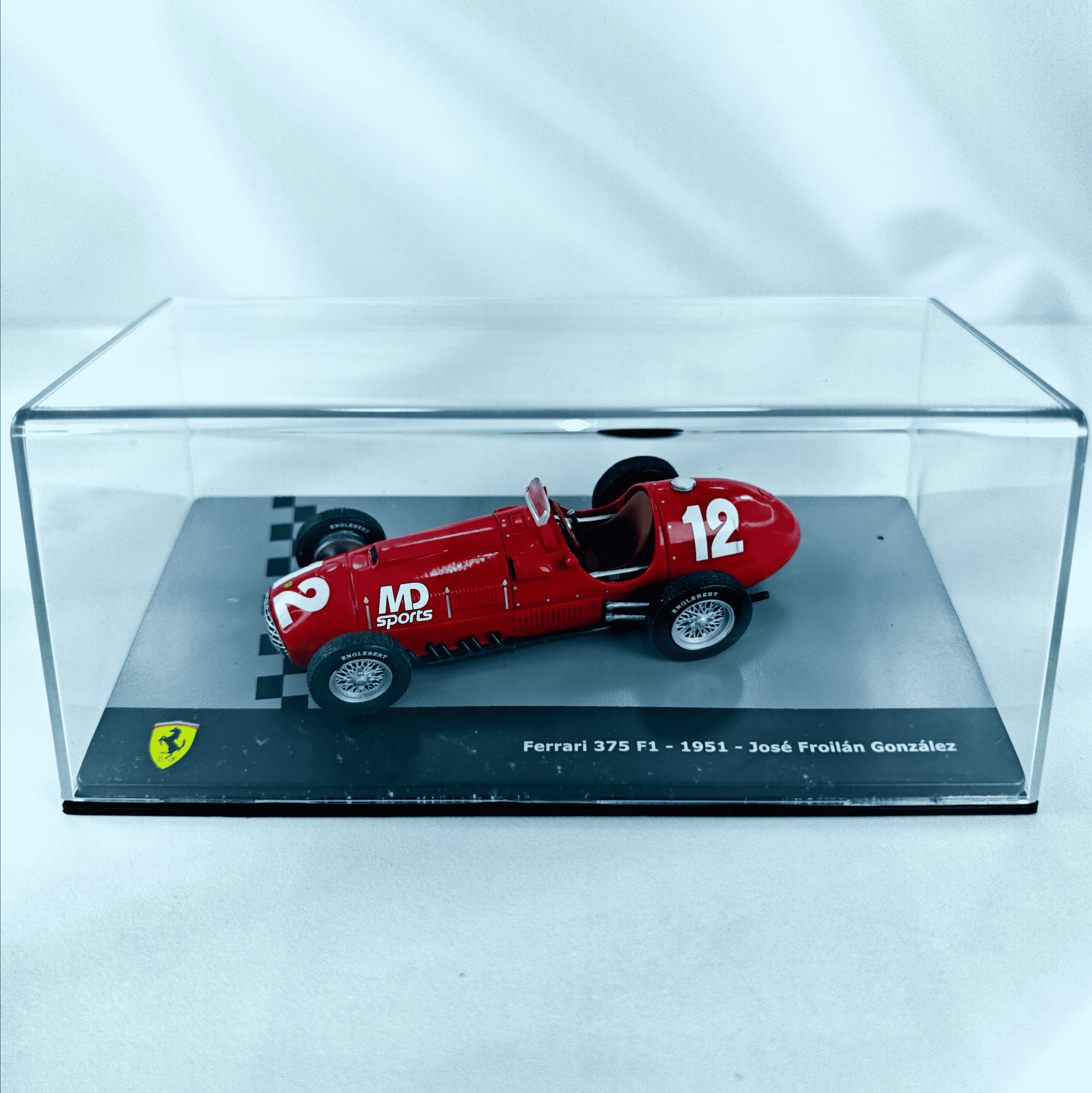 Ferrari 375 F1 1951 #12 José Froilán González Caja Acrilica IXO 1:43