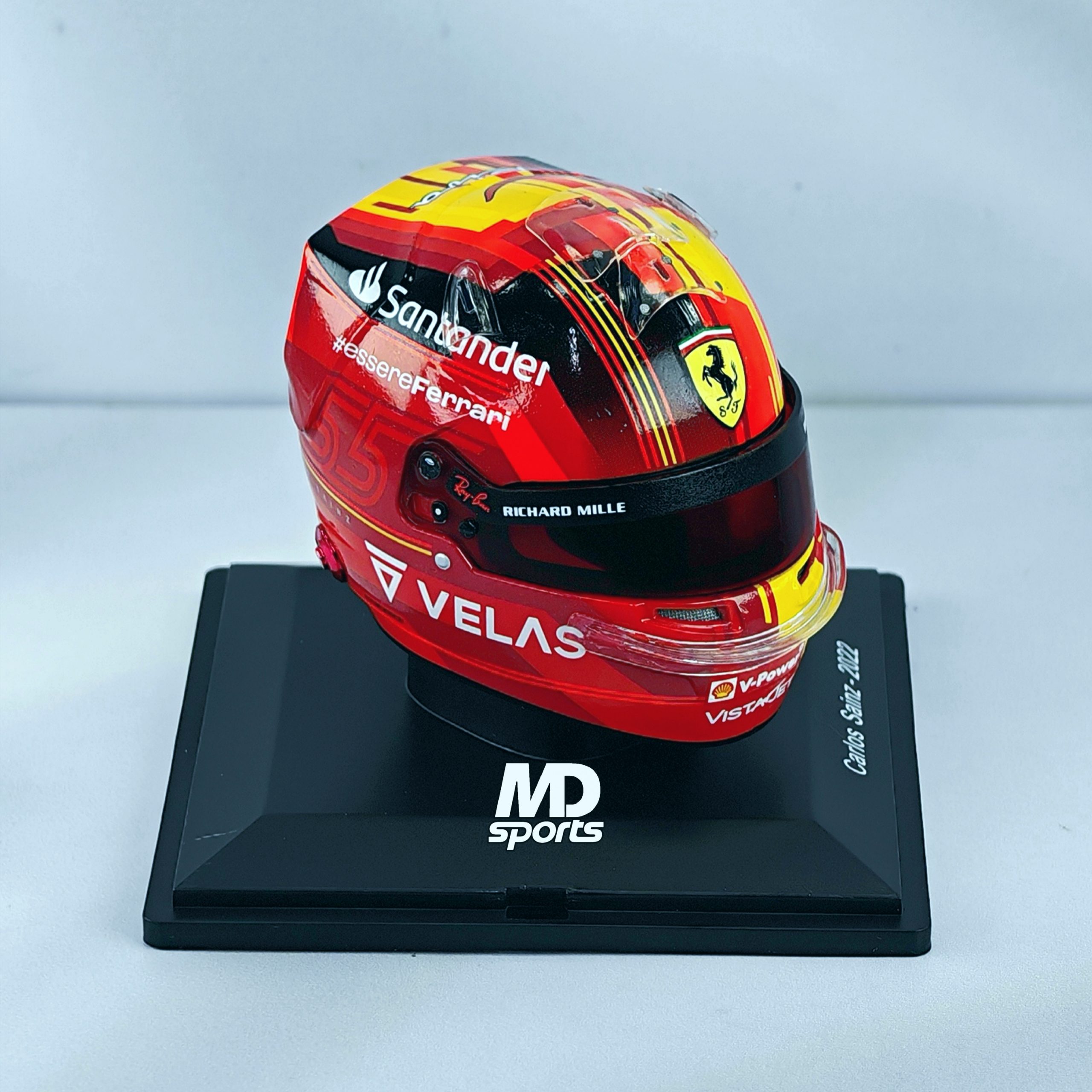 Casco Formula 1 Carlos Sainz Ferrari 2022 GP España Spark 1:5