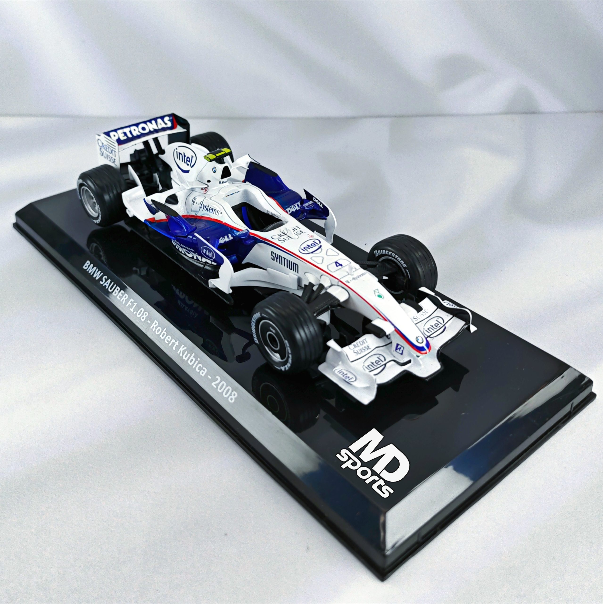 BMW Sauber 2008 #4 Robert Kubica Caja Normal Premium Collect 1:24 - Imagen 3