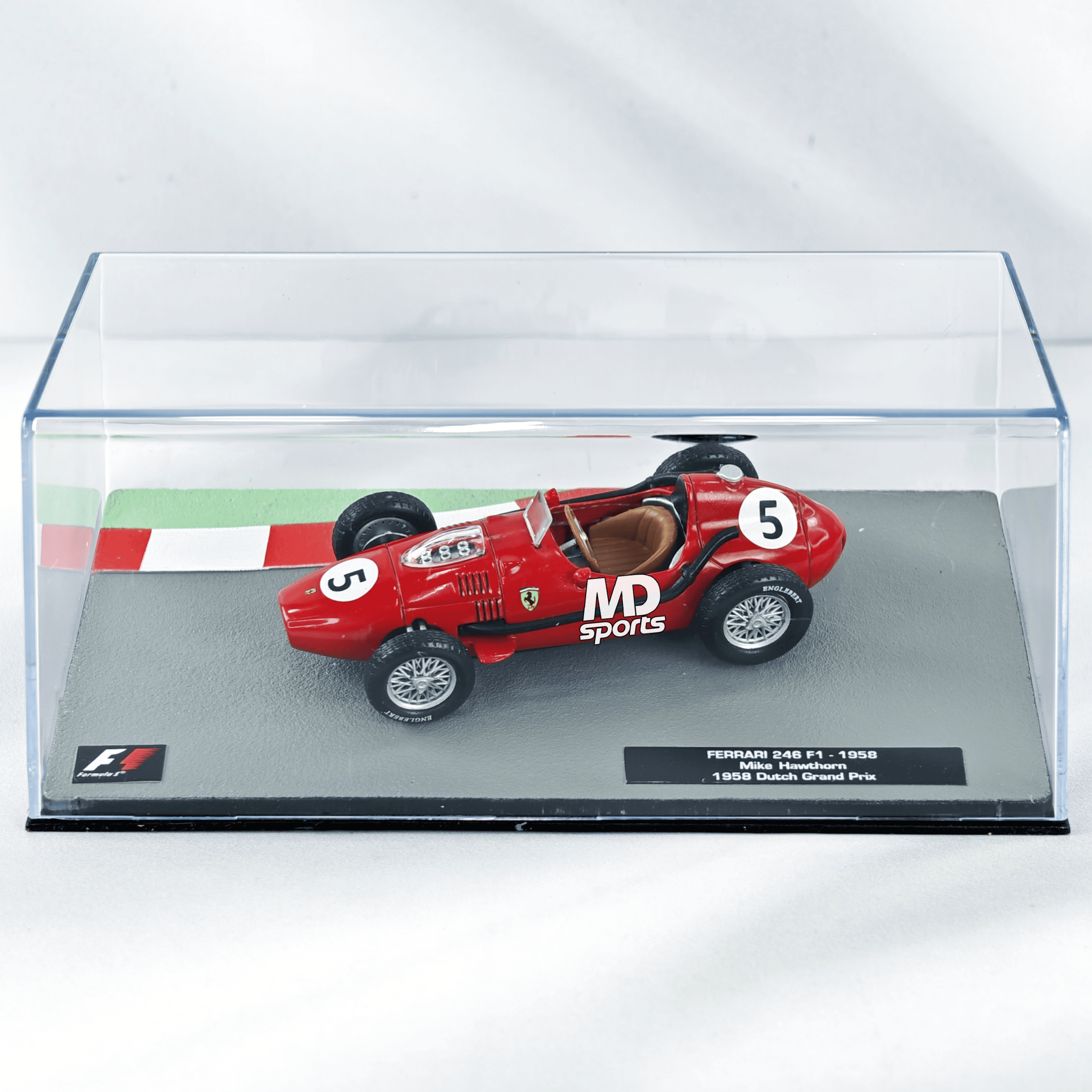 Ferrari 246 F1 1958 #5 Mike Hawthorn Caja Acrilica Altaya 1:43