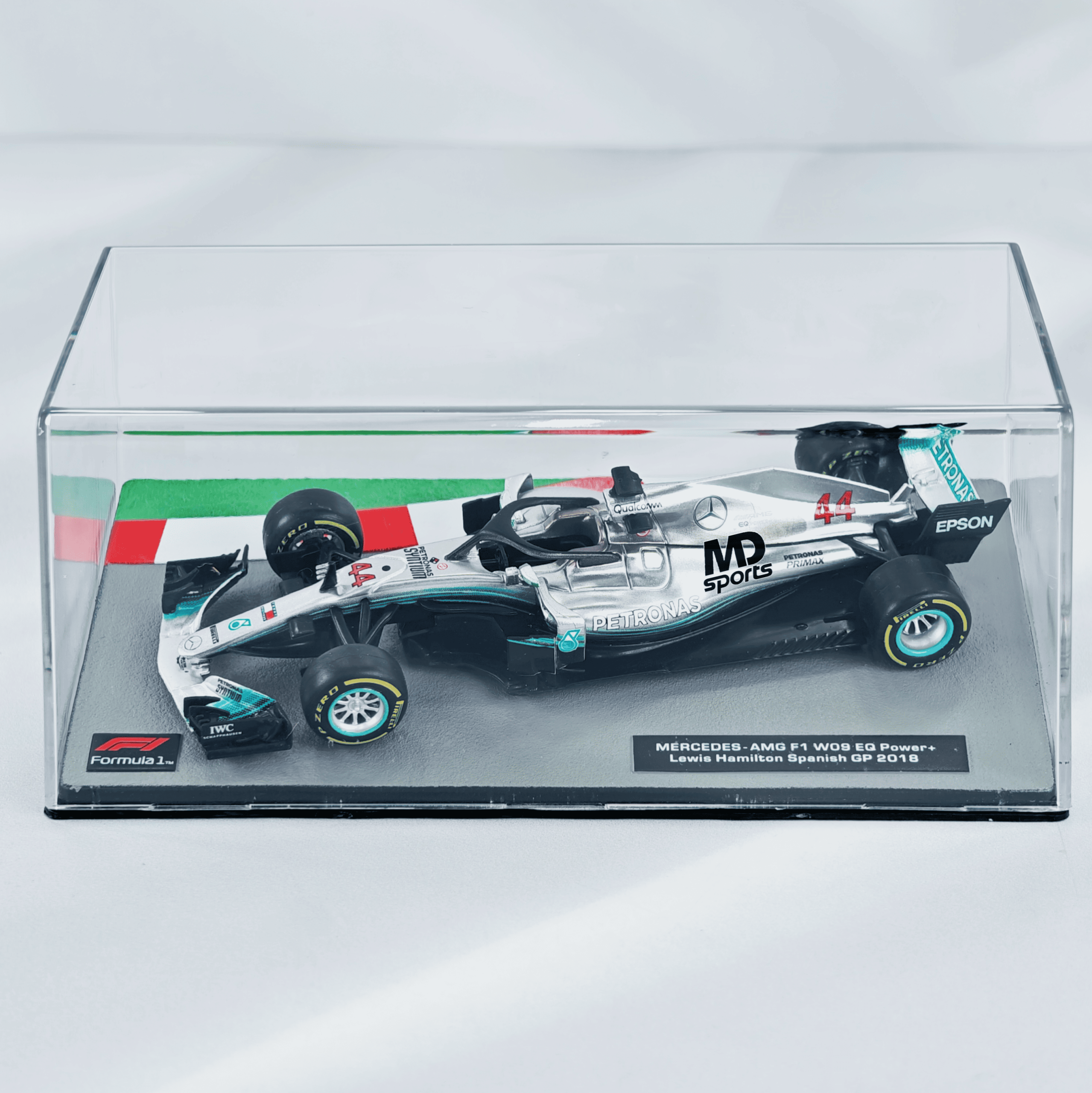 Mercedes W09 EQ GP España 2018 #44 Lewis Hamilton Caja Acrilica Altaya 1:43