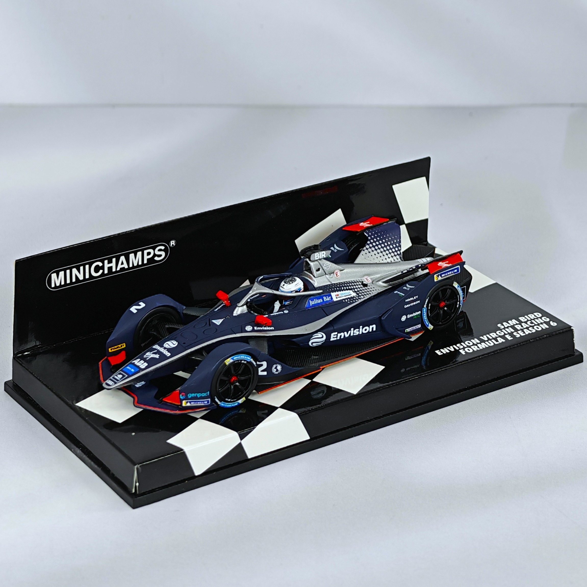 Virgin Racing Formula E Season 6 2020 #2 Sam Bird Caja Acrilica Minichamps 1:43