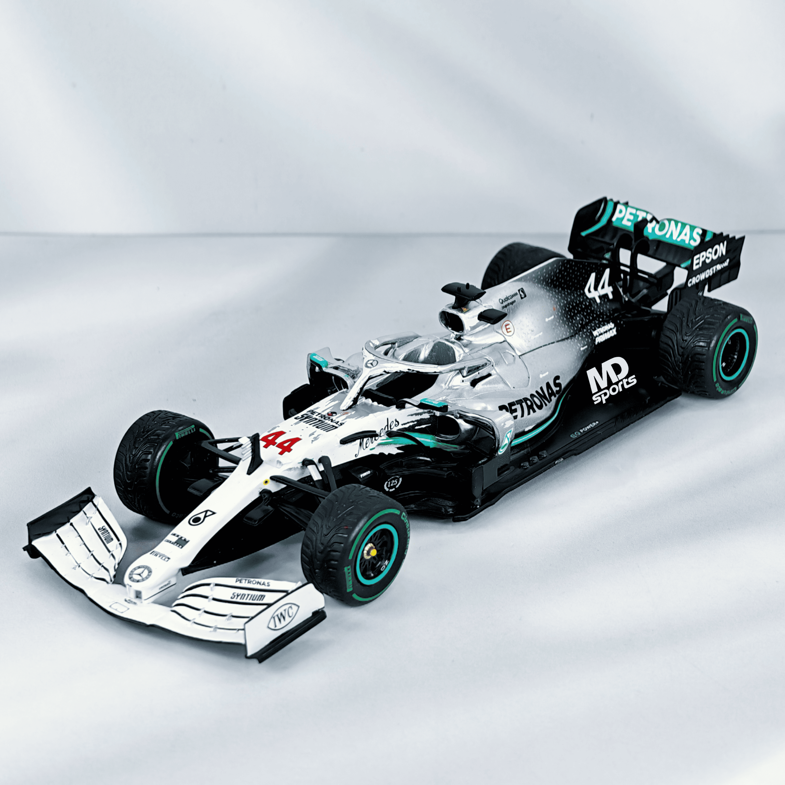 Mercedes W10 GP Alemania 2019 #44 Lewis Hamilton Caja Normal Premium Collect 1:24