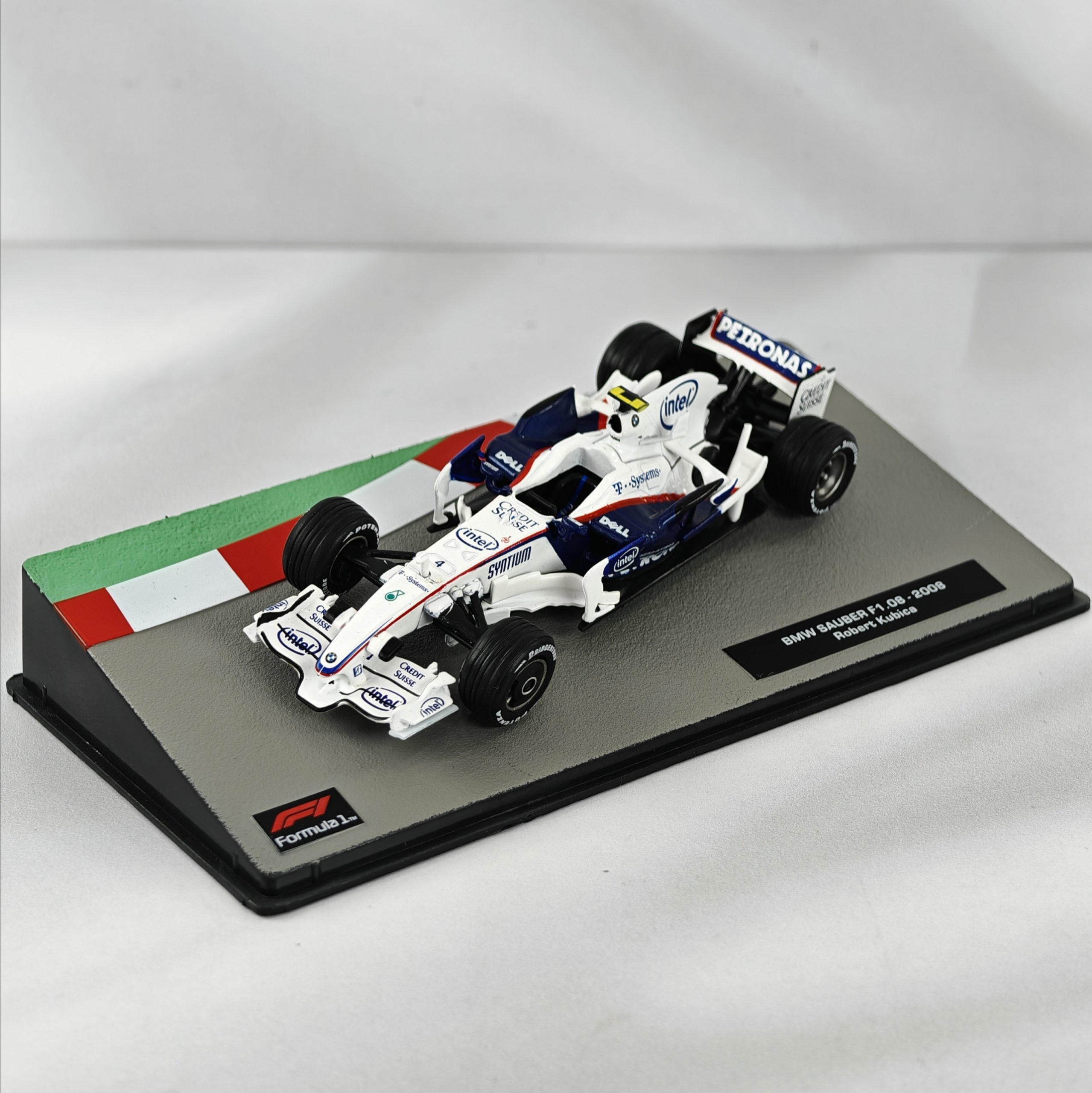 BMW Sauber 2008 #4 Robert Kubica Caja Acrilica Altaya 1:43