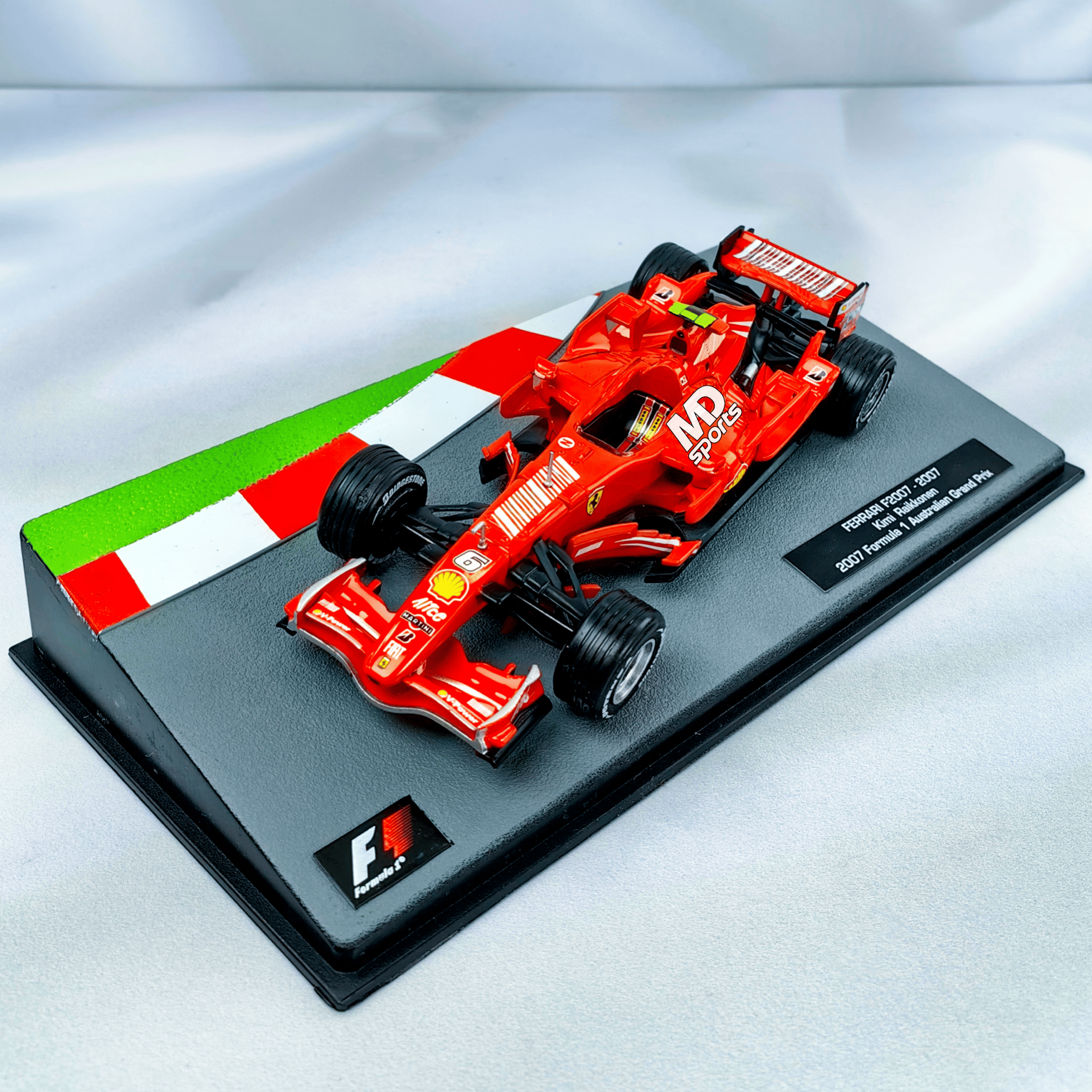 Ferrari F2007 GP Australia 2007 #6 Kimi Raikkonen Caja Acrilica Altaya 1:43 - Imagen 3