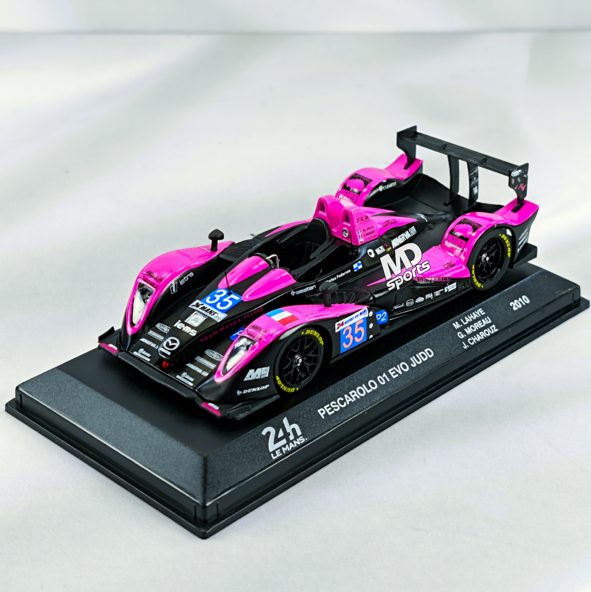 Pescarolo 01 Evo Judd LeMans 2010 #35 Lahaye-Moreau-Charouz Caja Acrilica Altaya 1:43